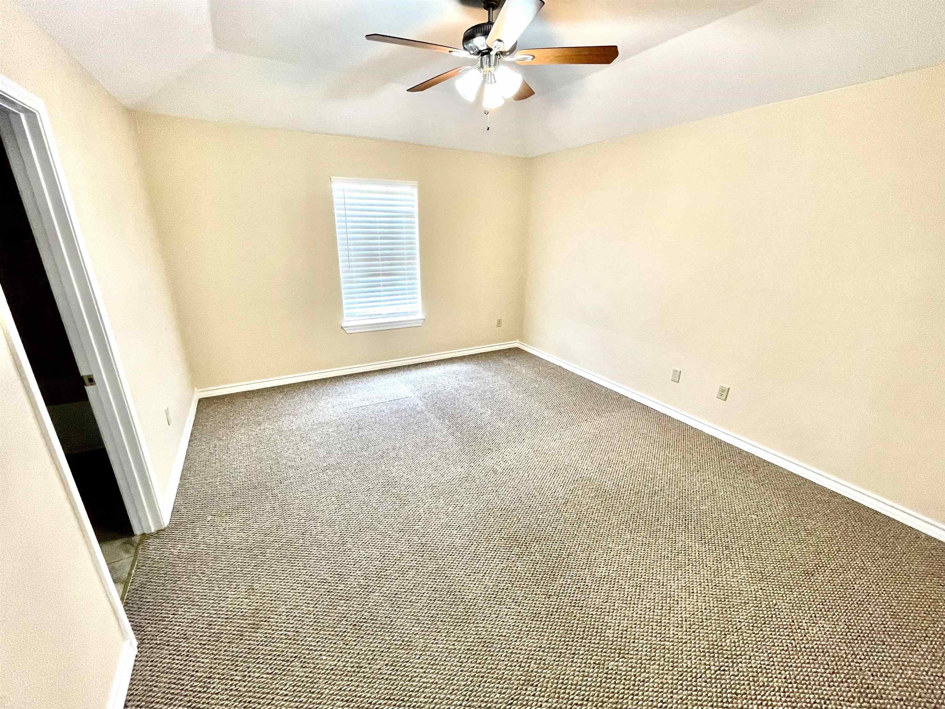 4246 Dorel Dr 27 Property Photo 10