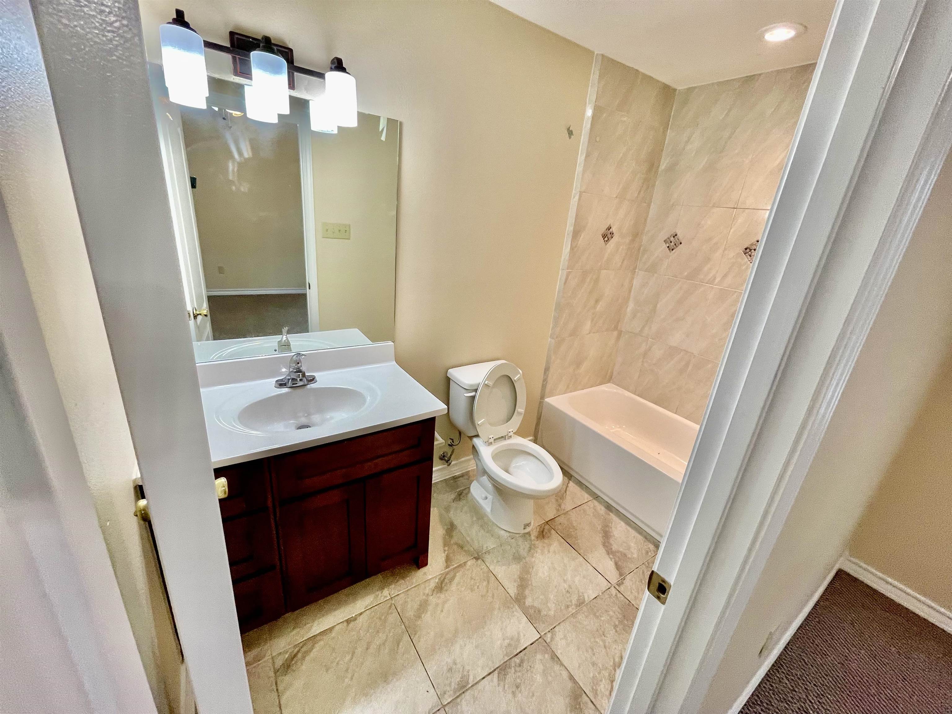 4246 Dorel Dr 27 Property Photo 12