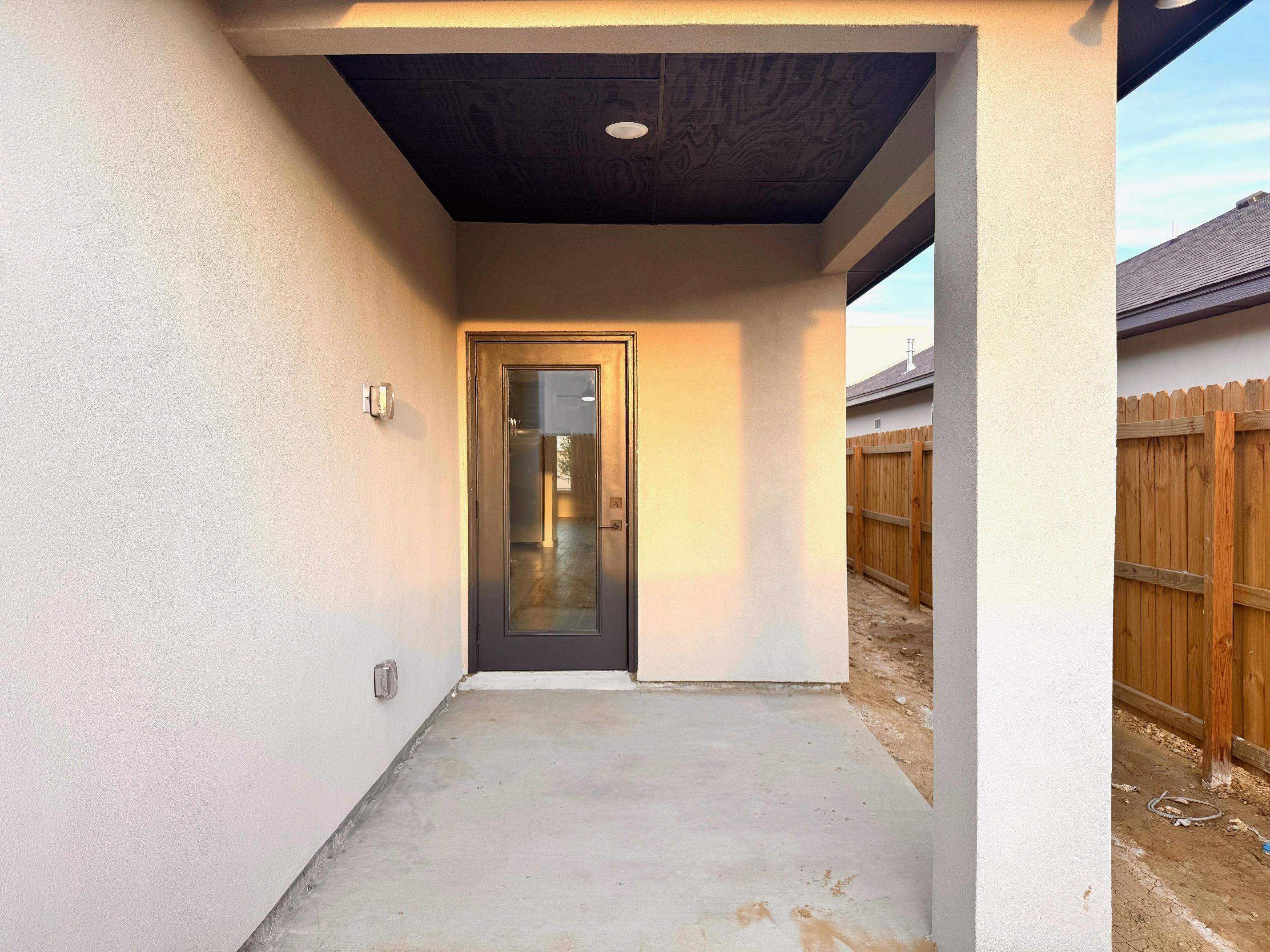 1010 Amezquita Dr. Property Photo 26