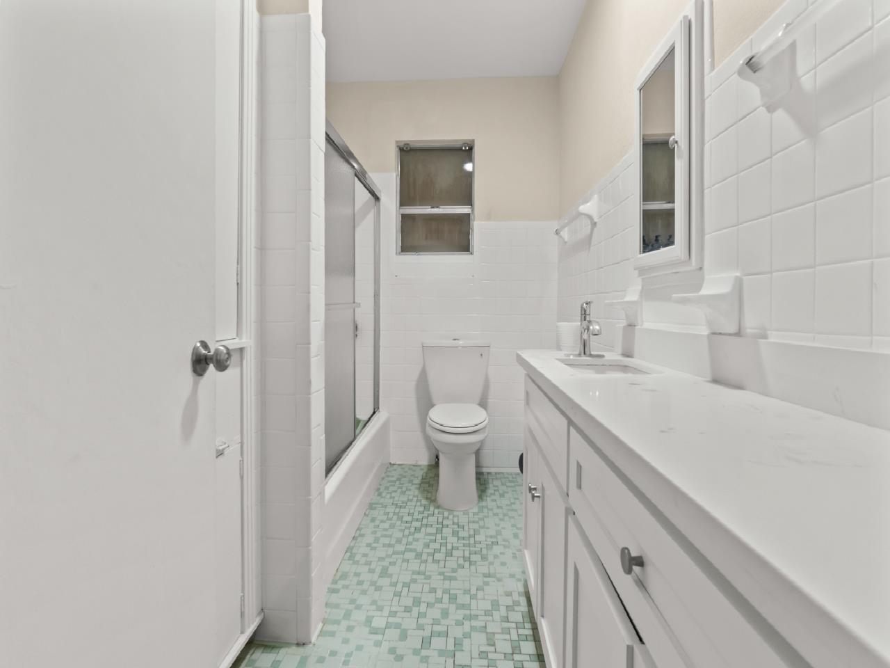 1702 Okane St Property Photo 18