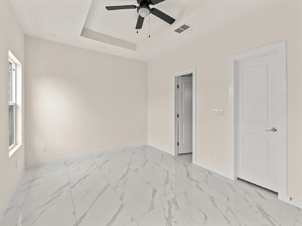 1702 Okane St Property Photo 30