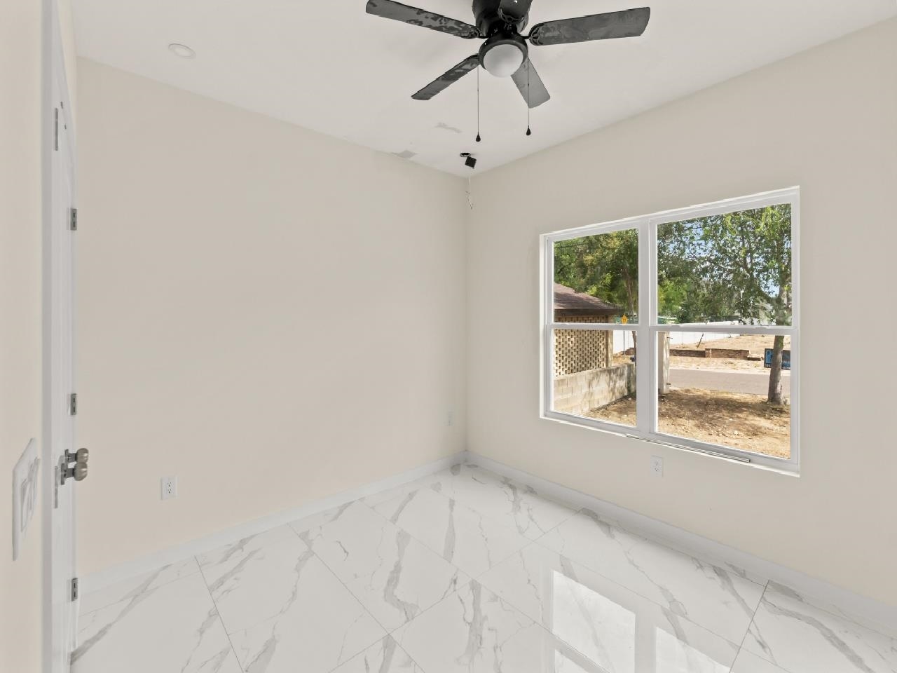 1702 Okane St Property Photo 34