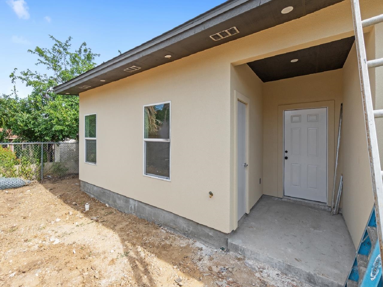 1702 Okane St Property Photo 39