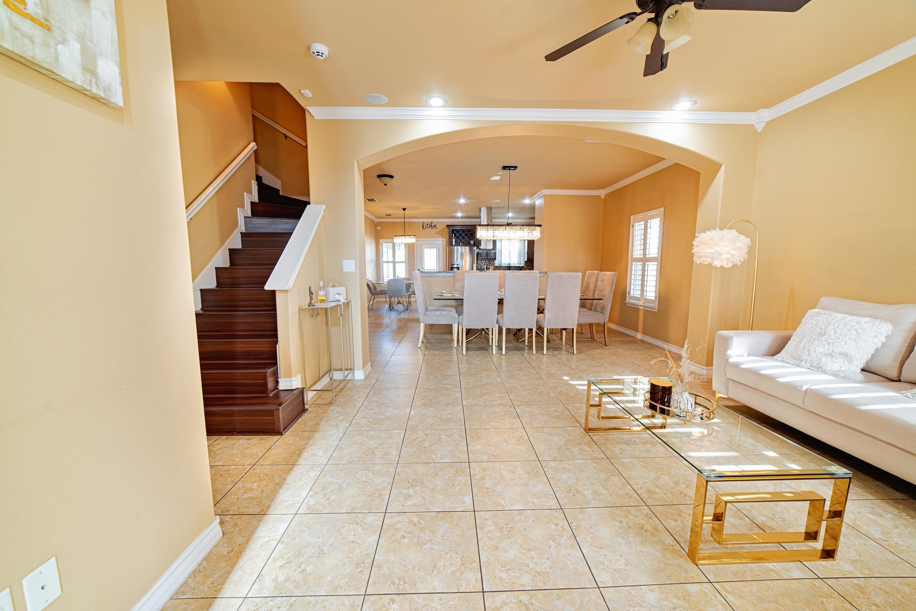401 Sabal Loop Property Photo 6