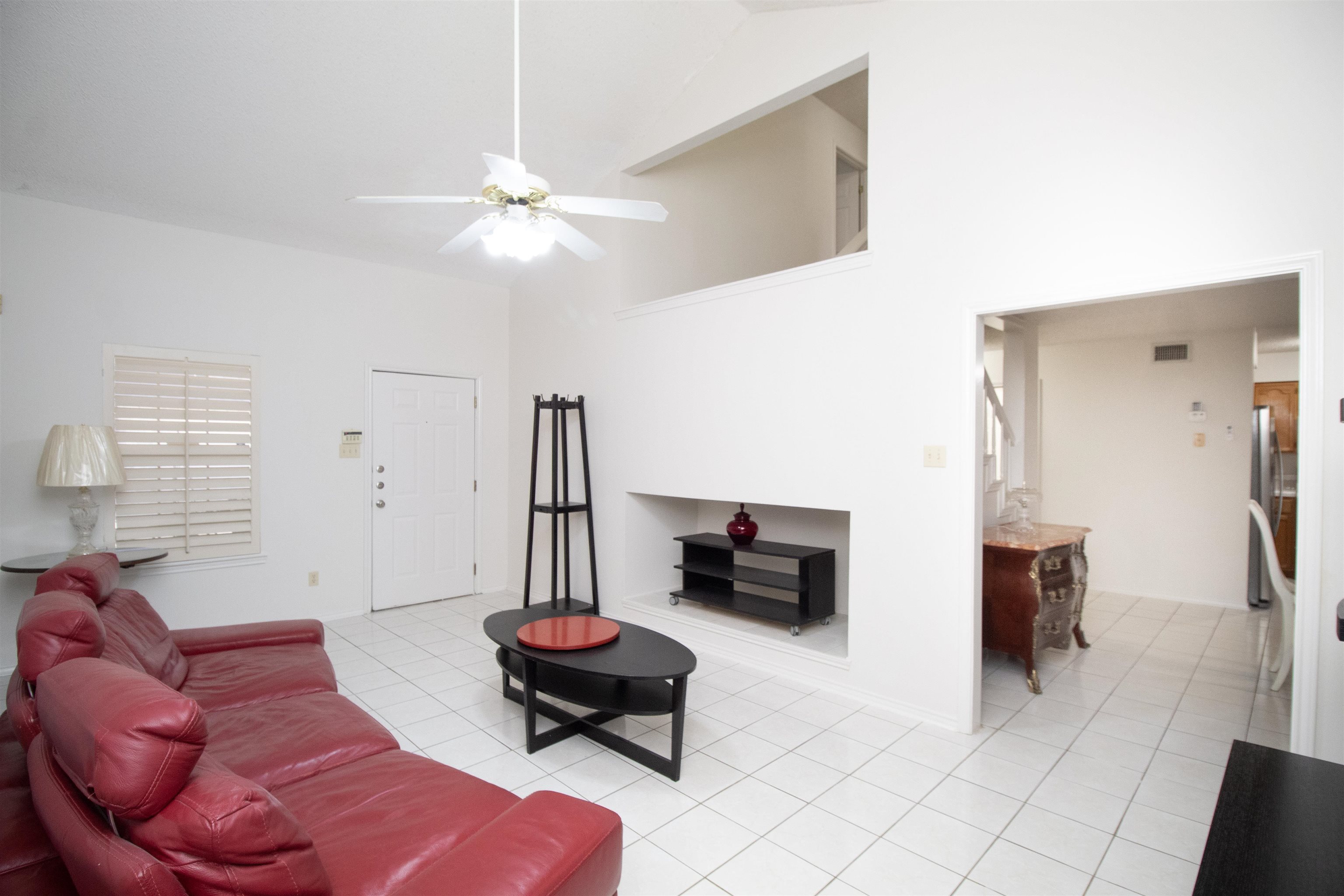 8801 Mcpherson Rd 2e Property Photo 7