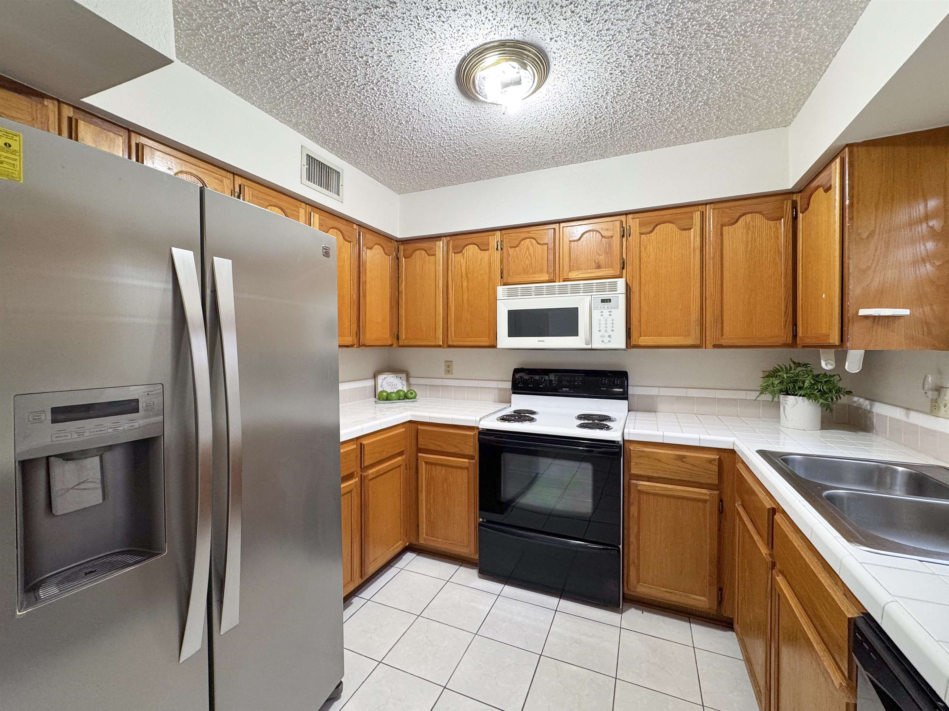 8801 Mcpherson Rd 2e Property Photo 10