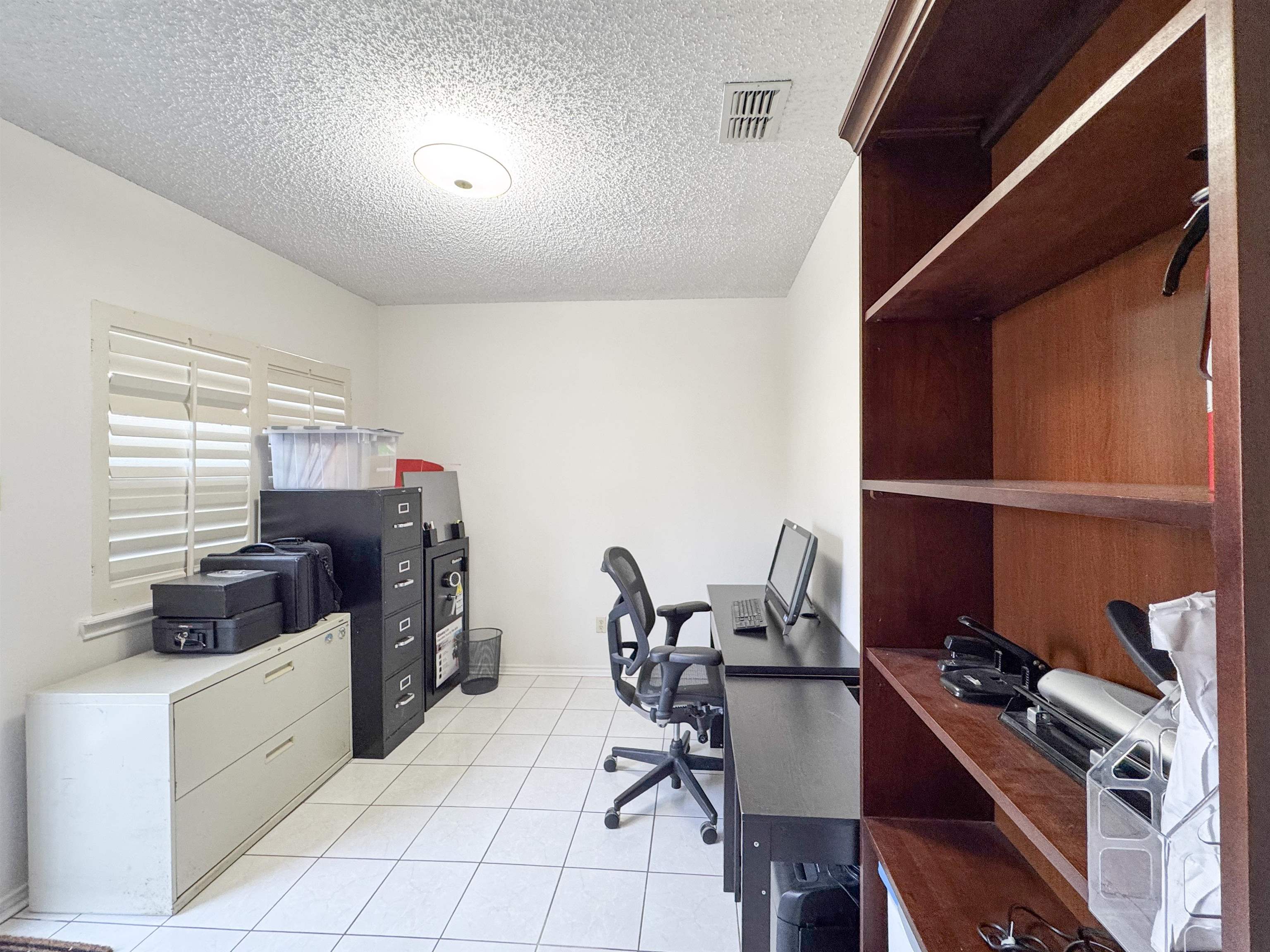 8801 Mcpherson Rd 2e Property Photo 12