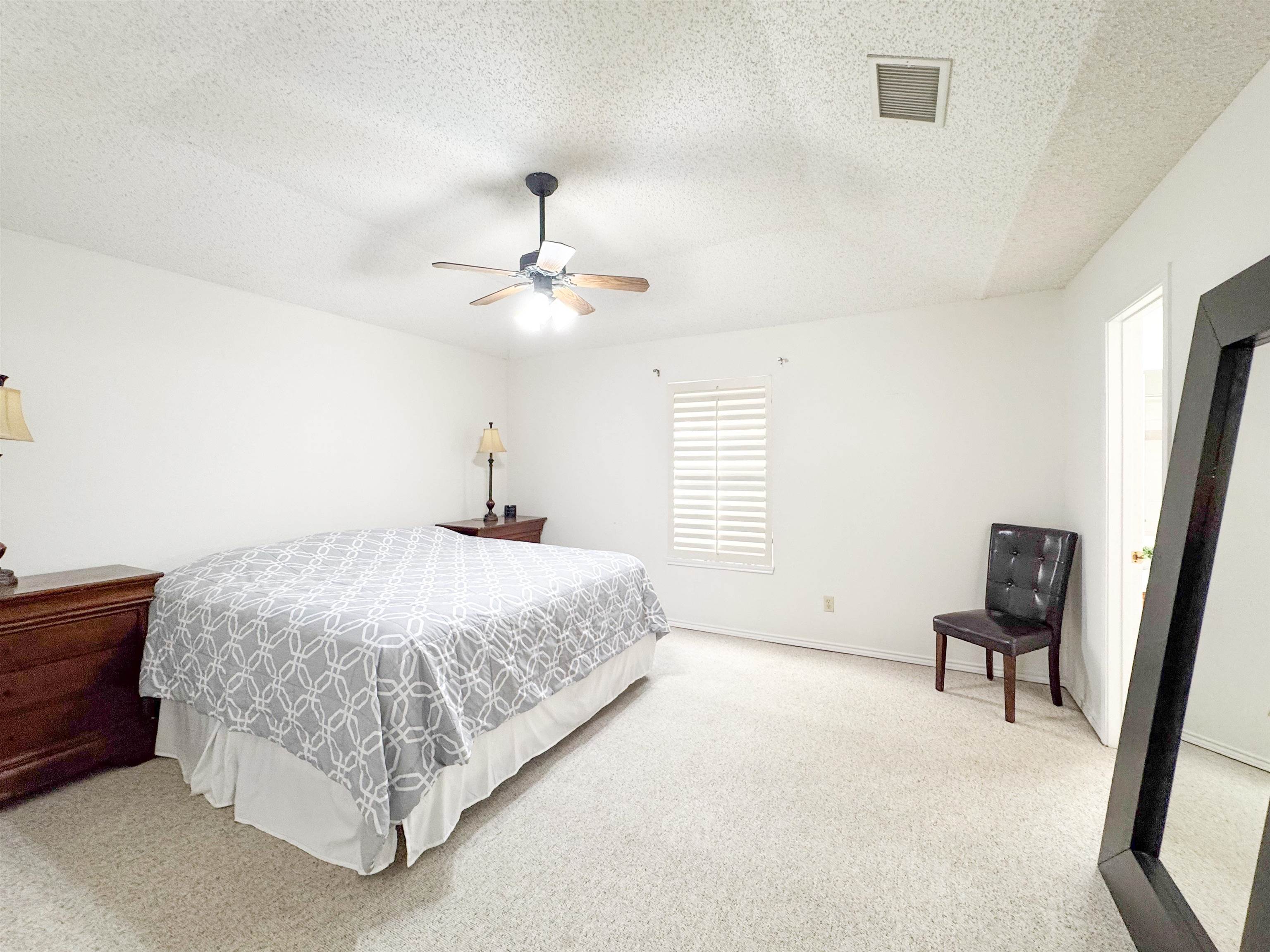 8801 Mcpherson Rd 2e Property Photo 18