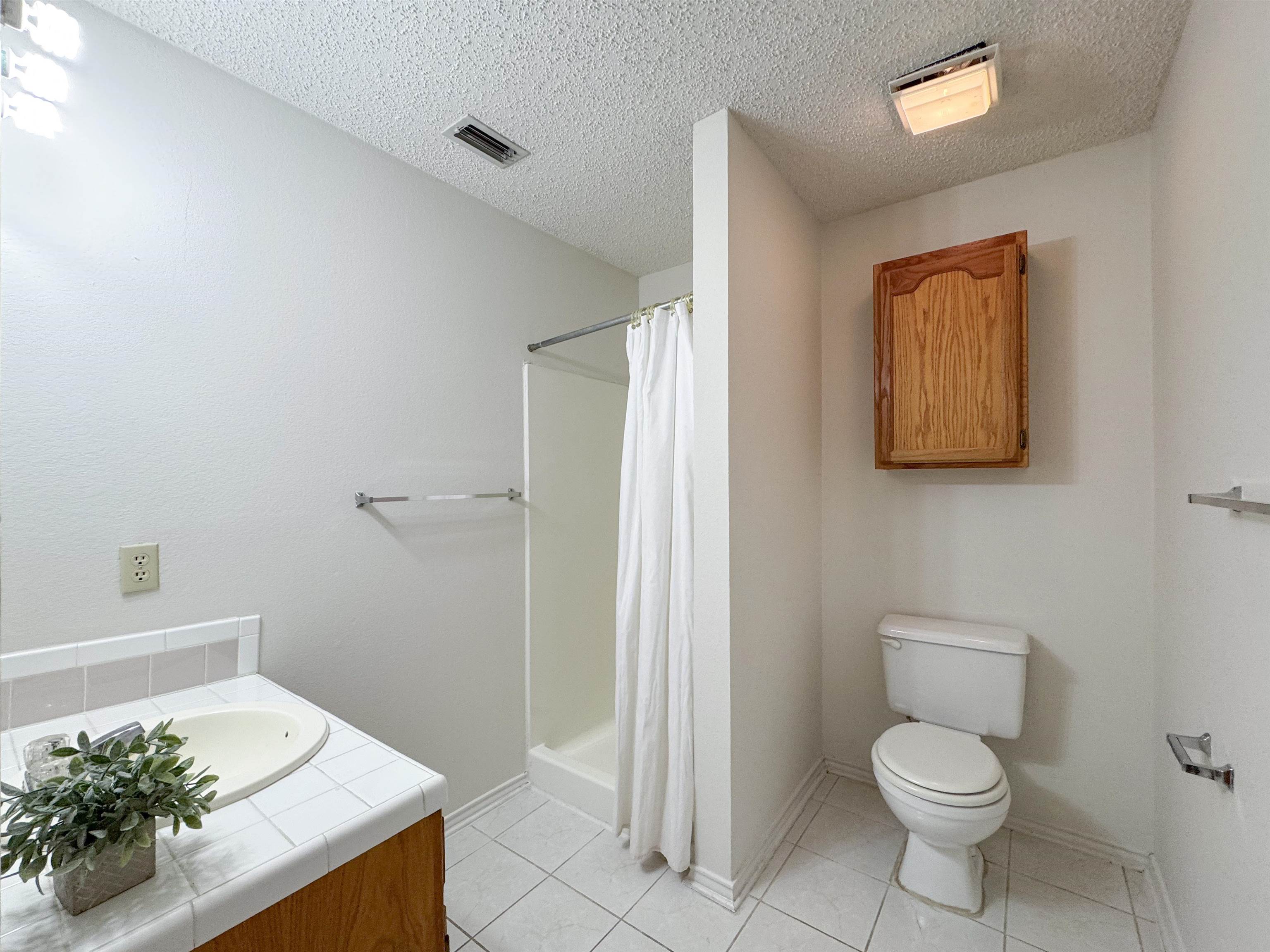8801 Mcpherson Rd 2e Property Photo 26
