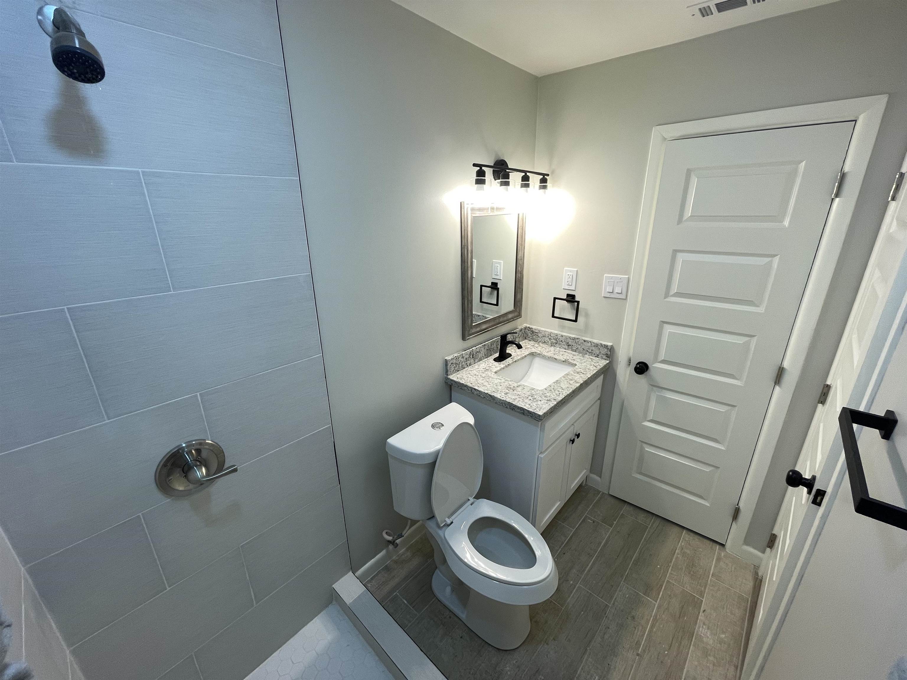 3005 E Price St 3 Property Photo 11