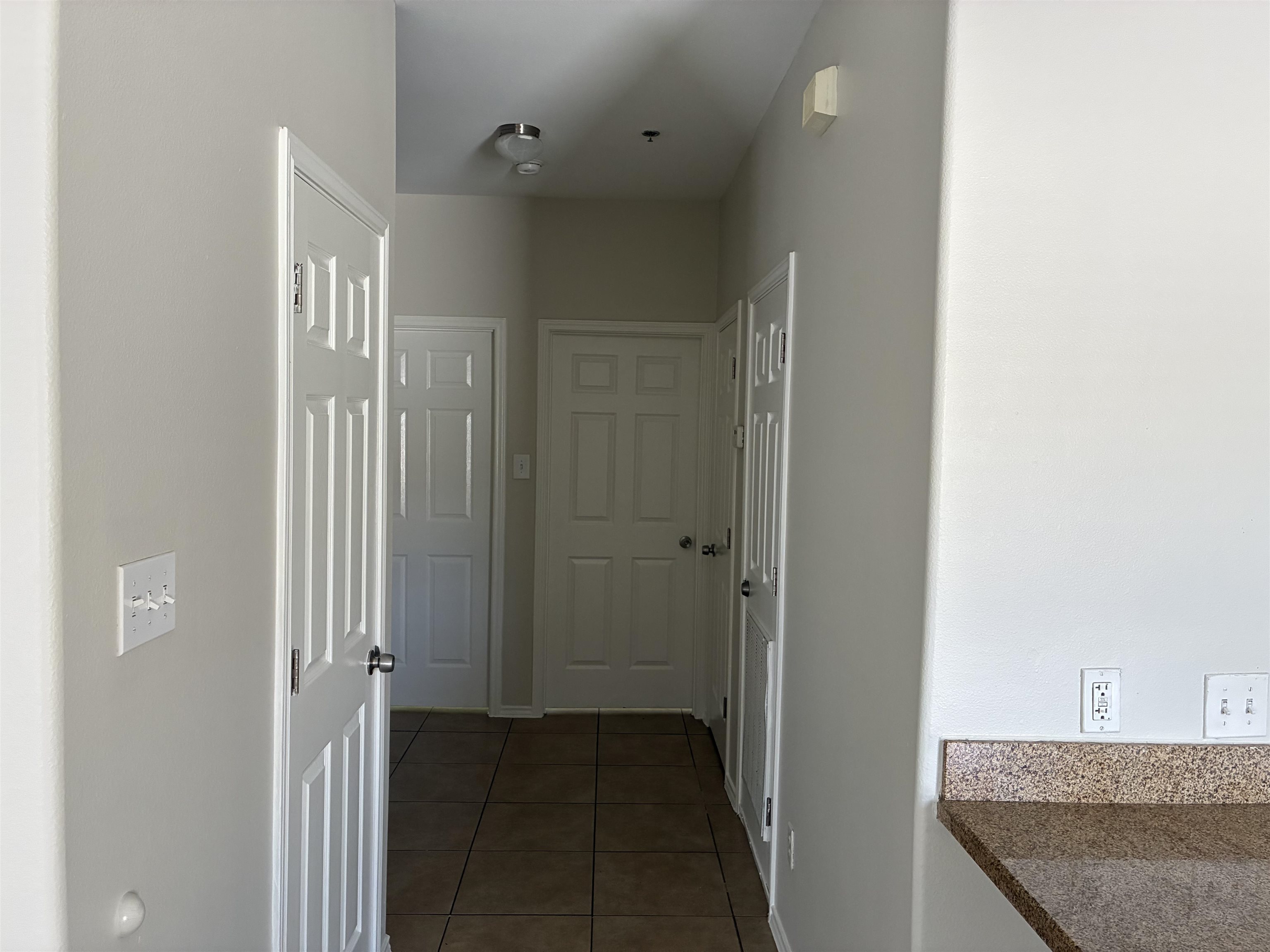 5402 Marcella Ave #109b Property Photo 7