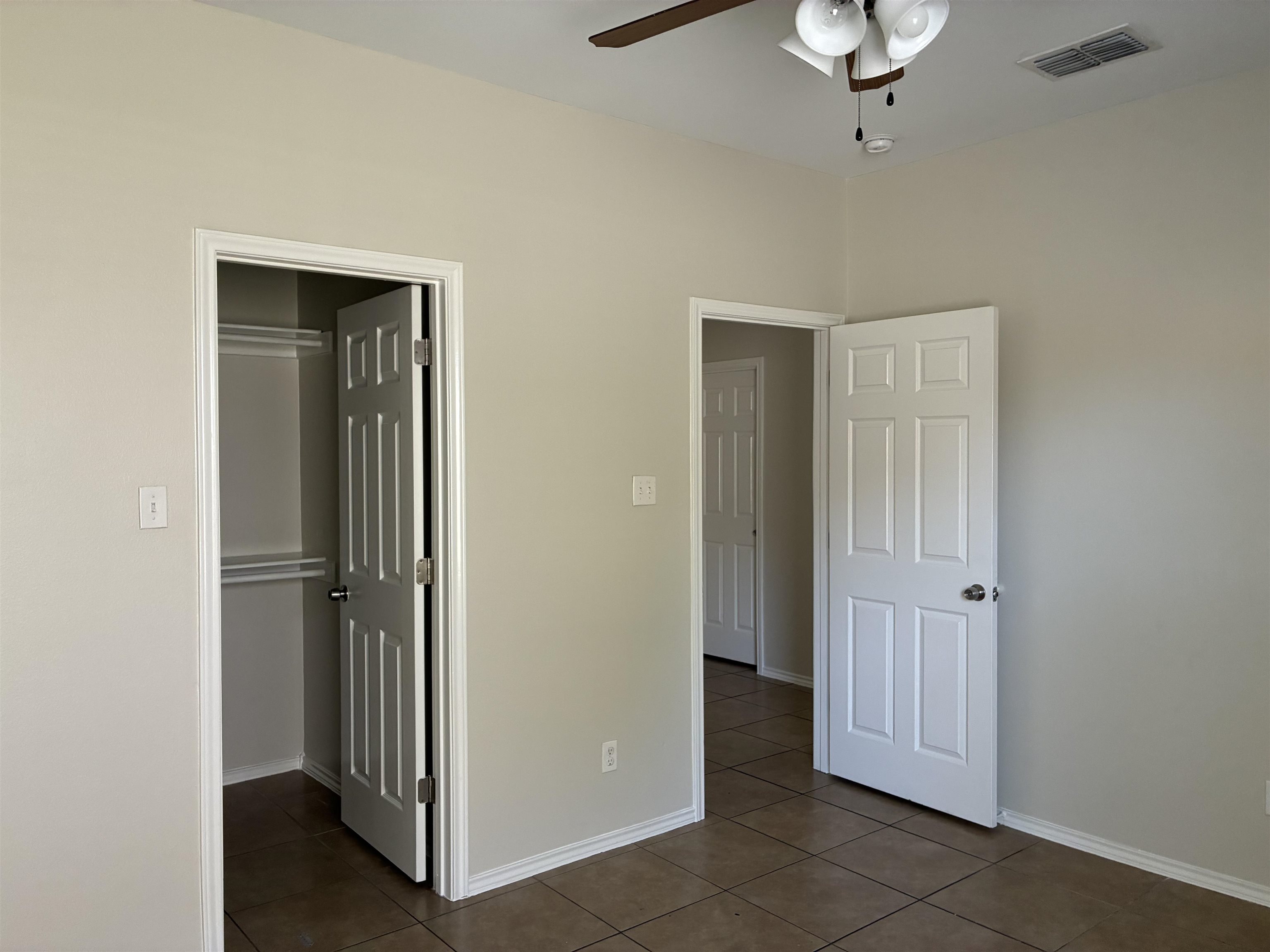 5402 Marcella Ave #109b Property Photo 11