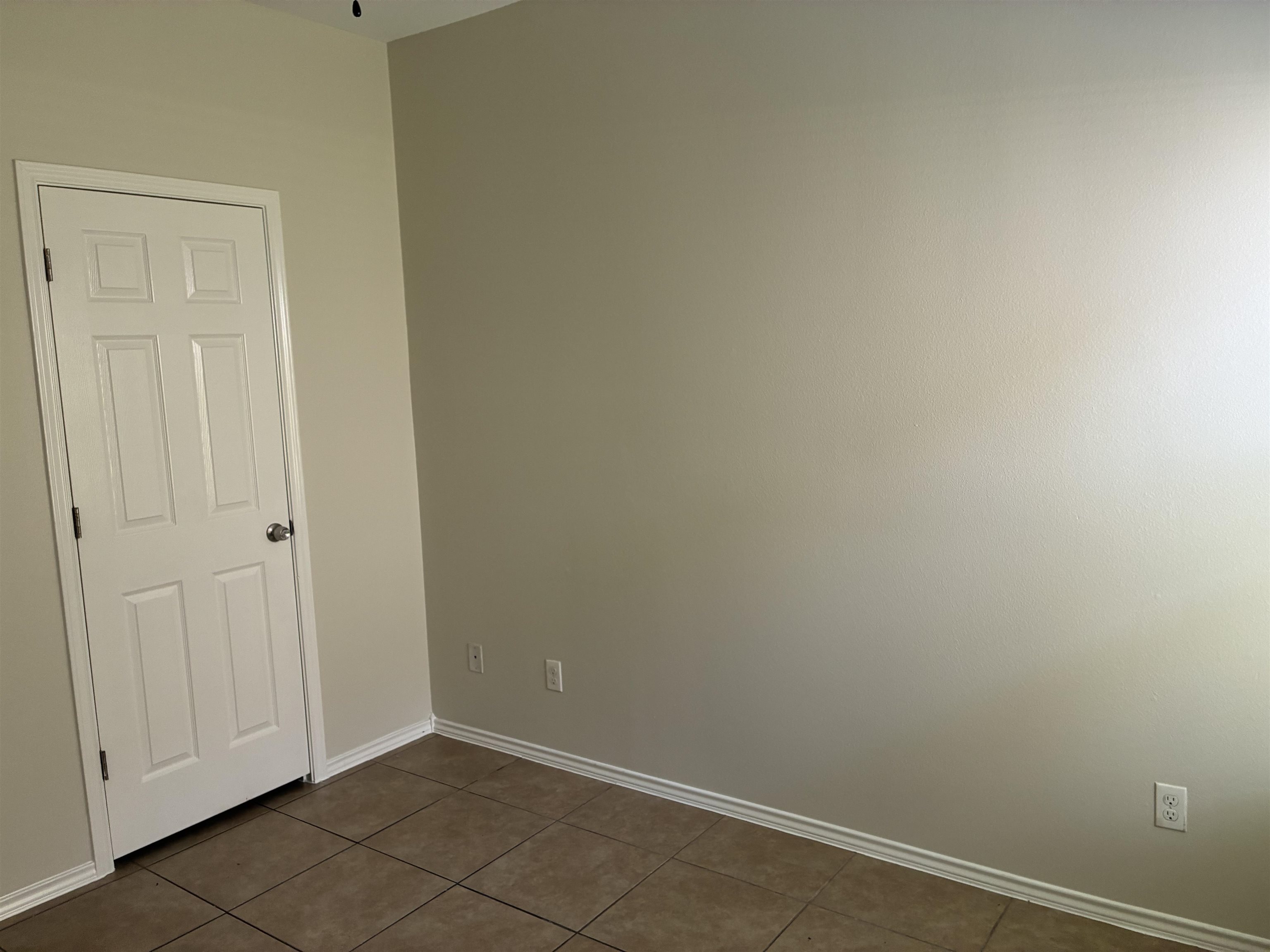 5402 Marcella Ave #109b Property Photo 14