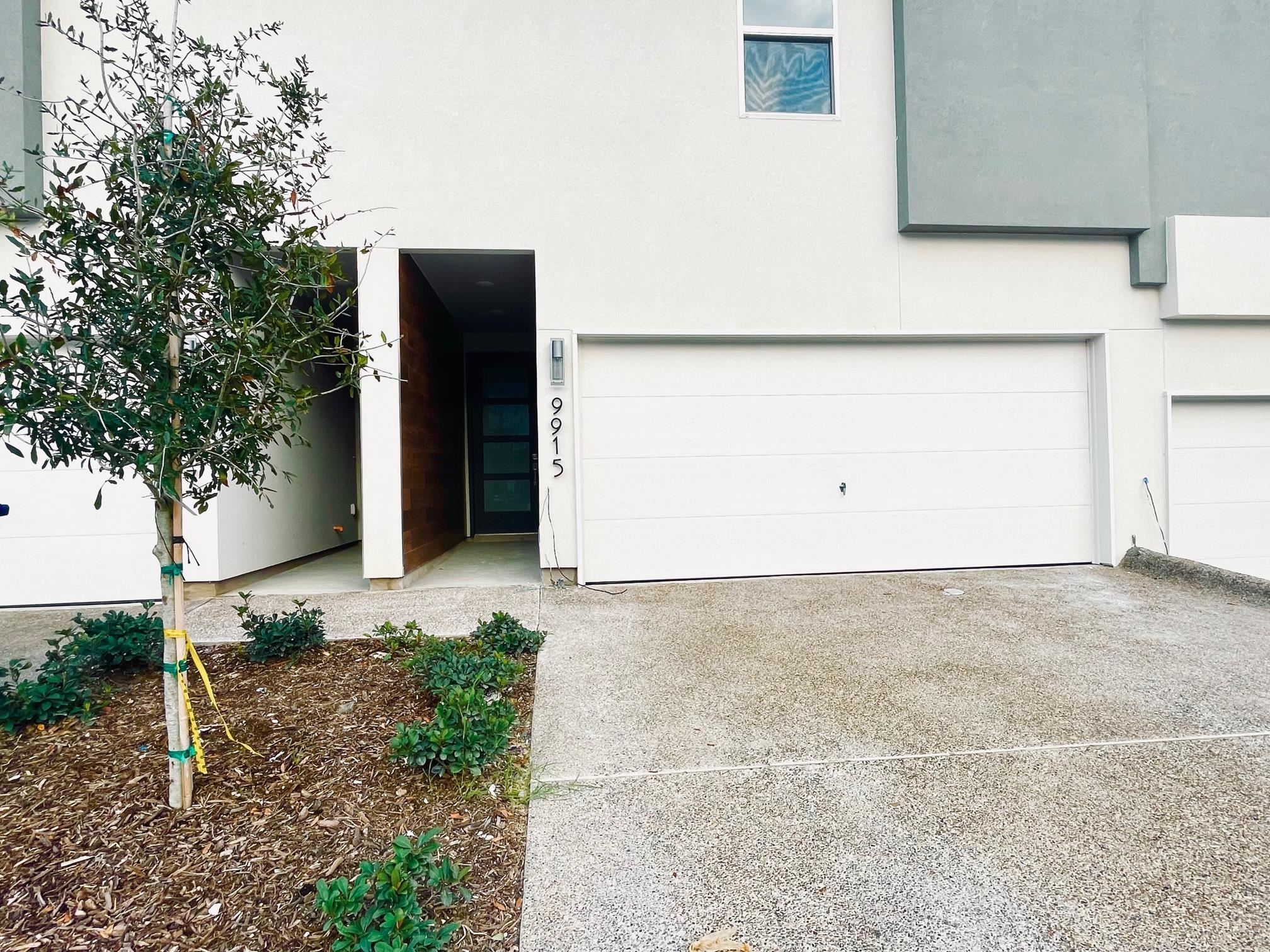 9915 Borna 9915 Property Photo 2