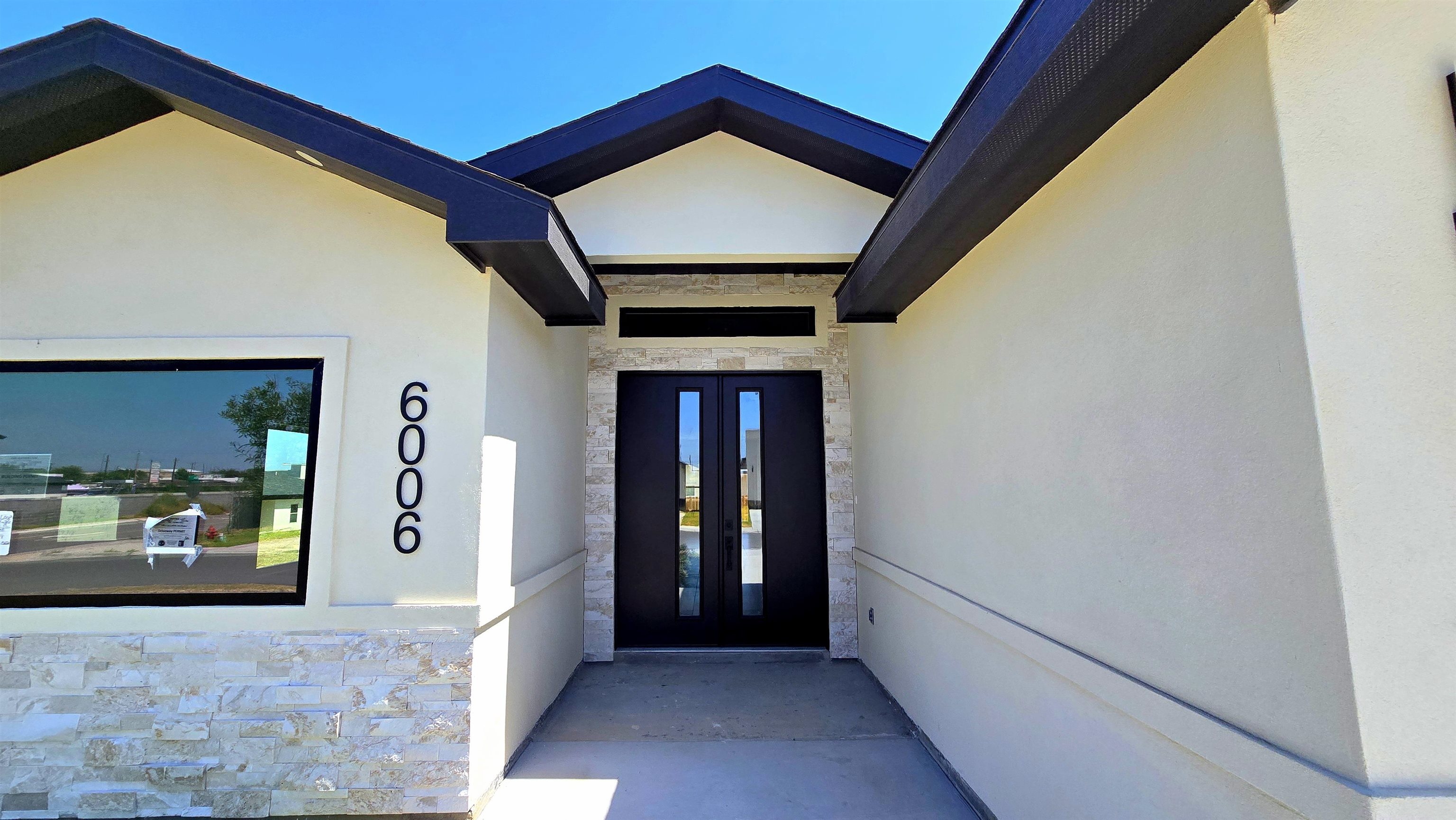 6006 Heather Loop Property Photo 4