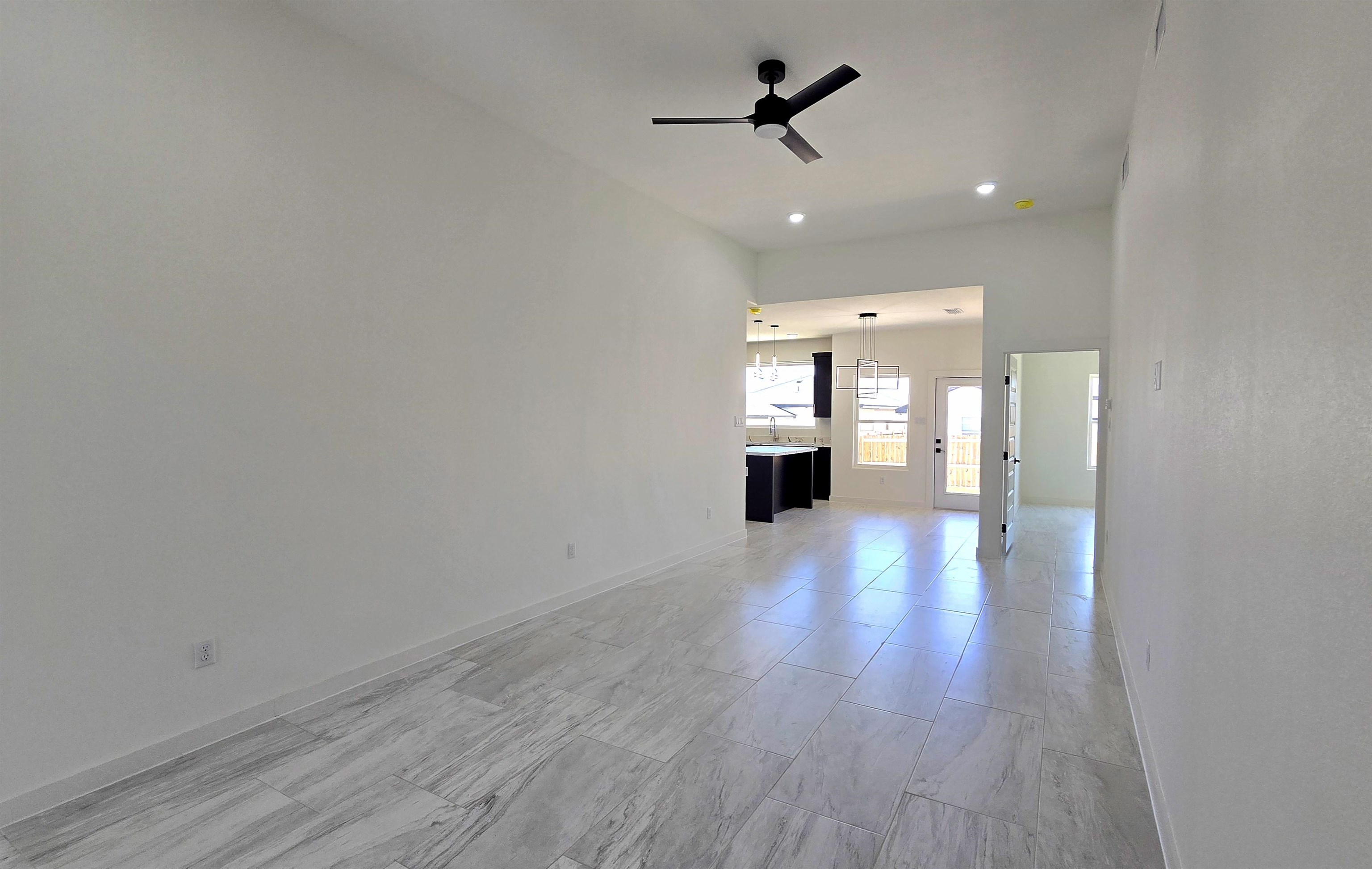 6006 Heather Loop Property Photo 10
