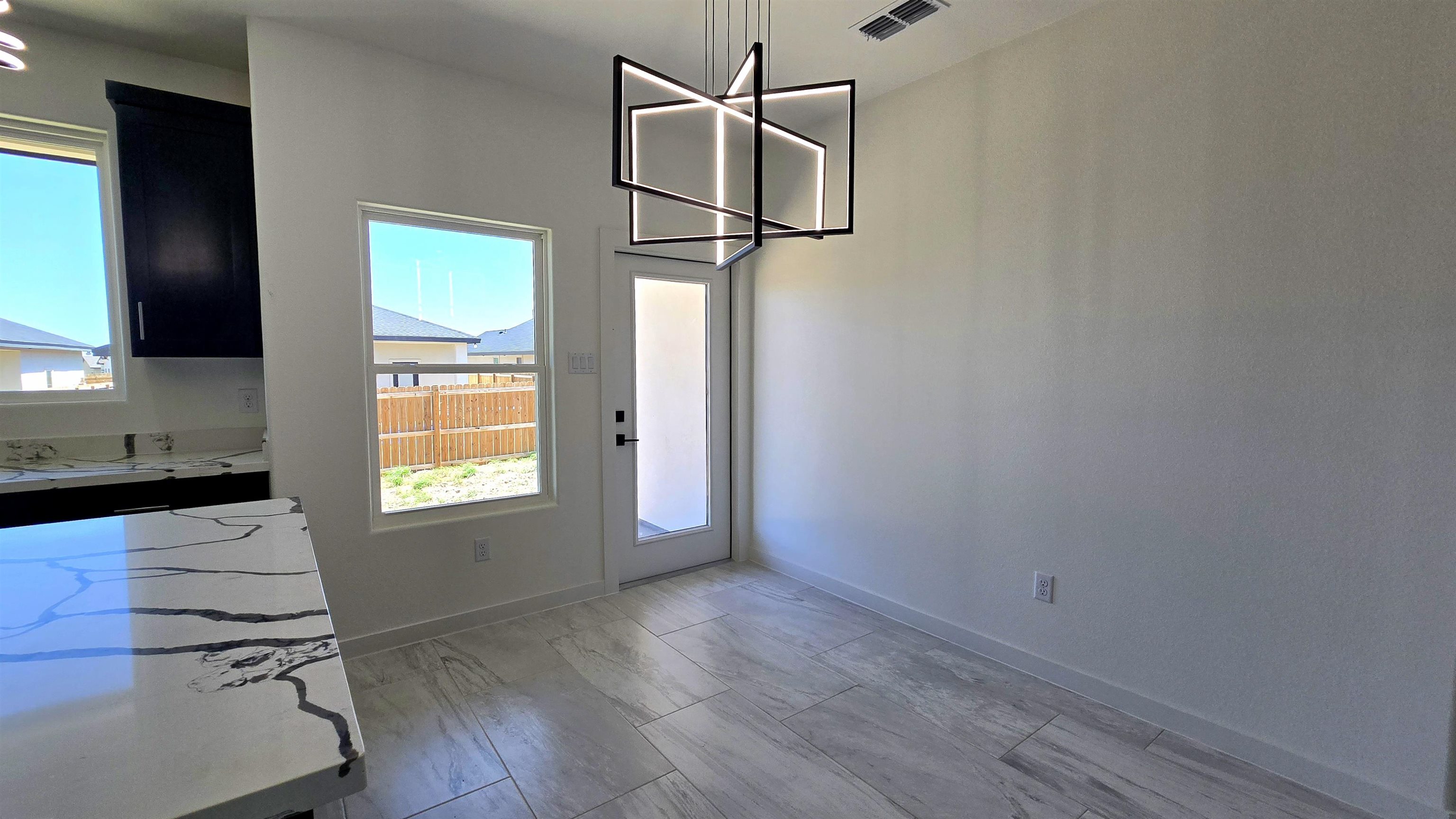 6006 Heather Loop Property Photo 15