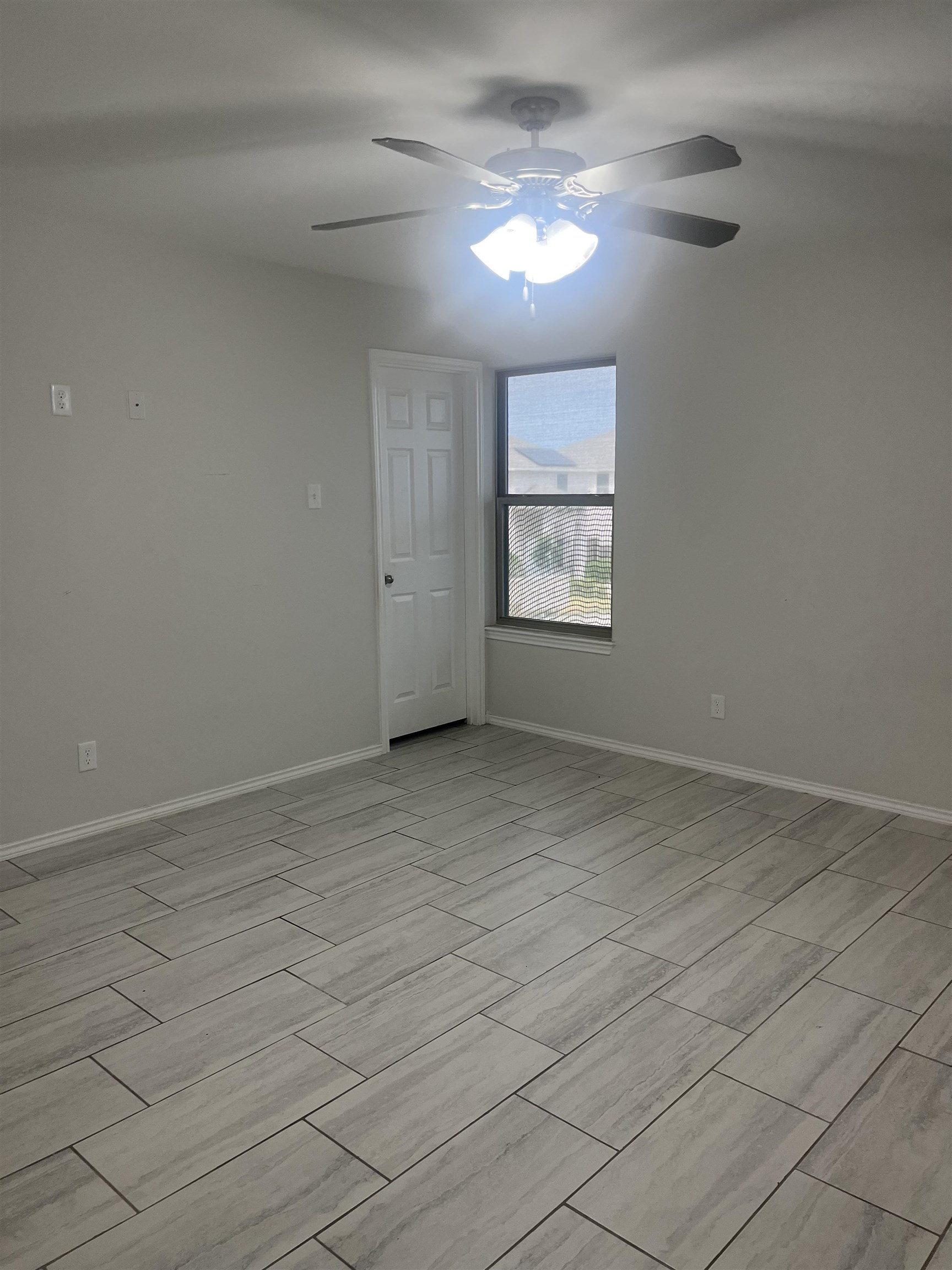 4320 Dorothy Property Photo 9