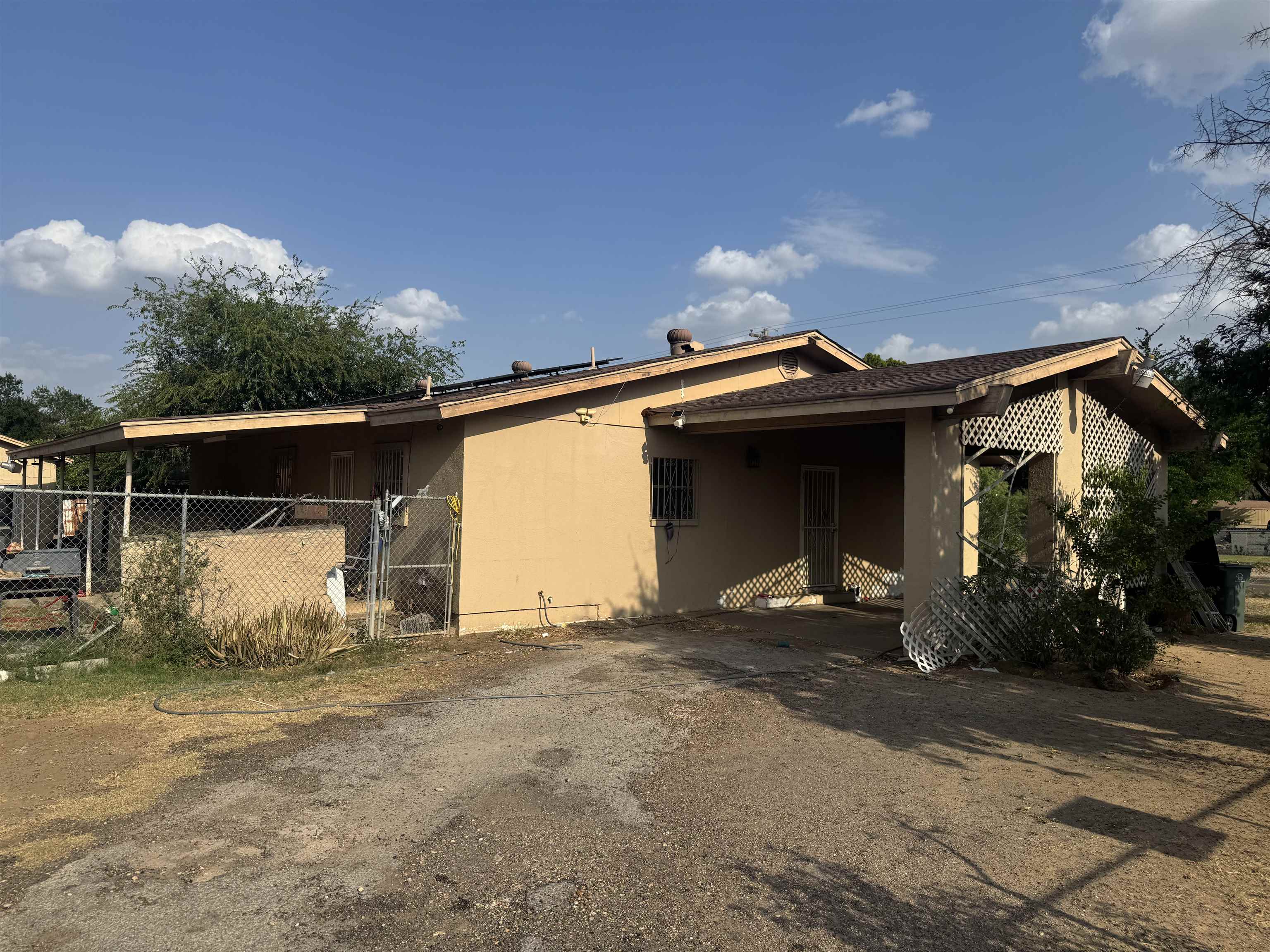2102 Market St Property Photo 1