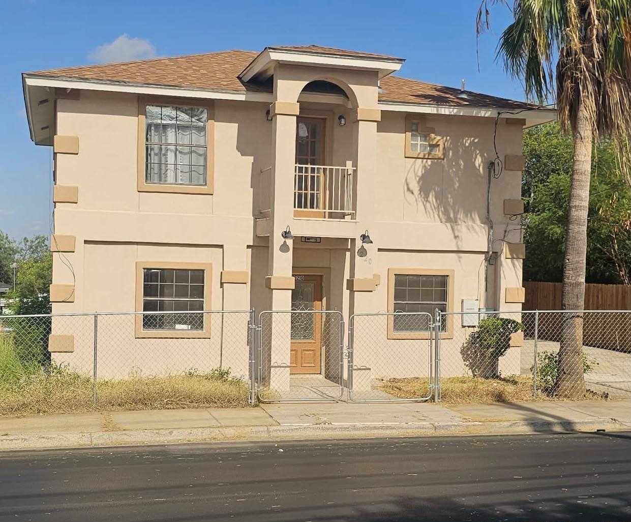 3220 San Salvador St Property Photo 1