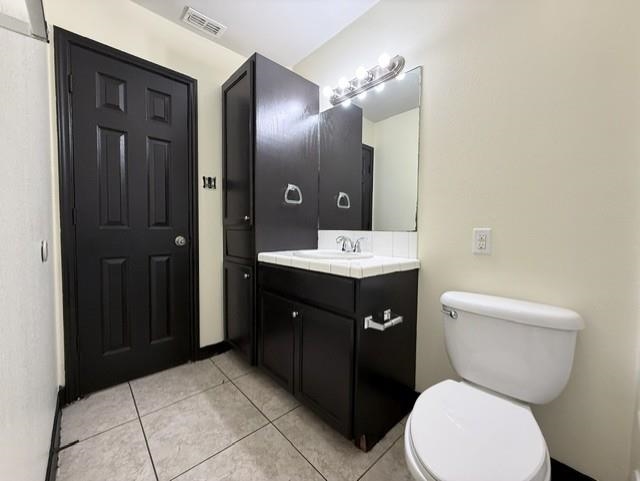 529 Norwich Lp 3 Property Photo 8