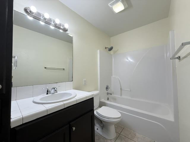 529 Norwich Lp 3 Property Photo 9