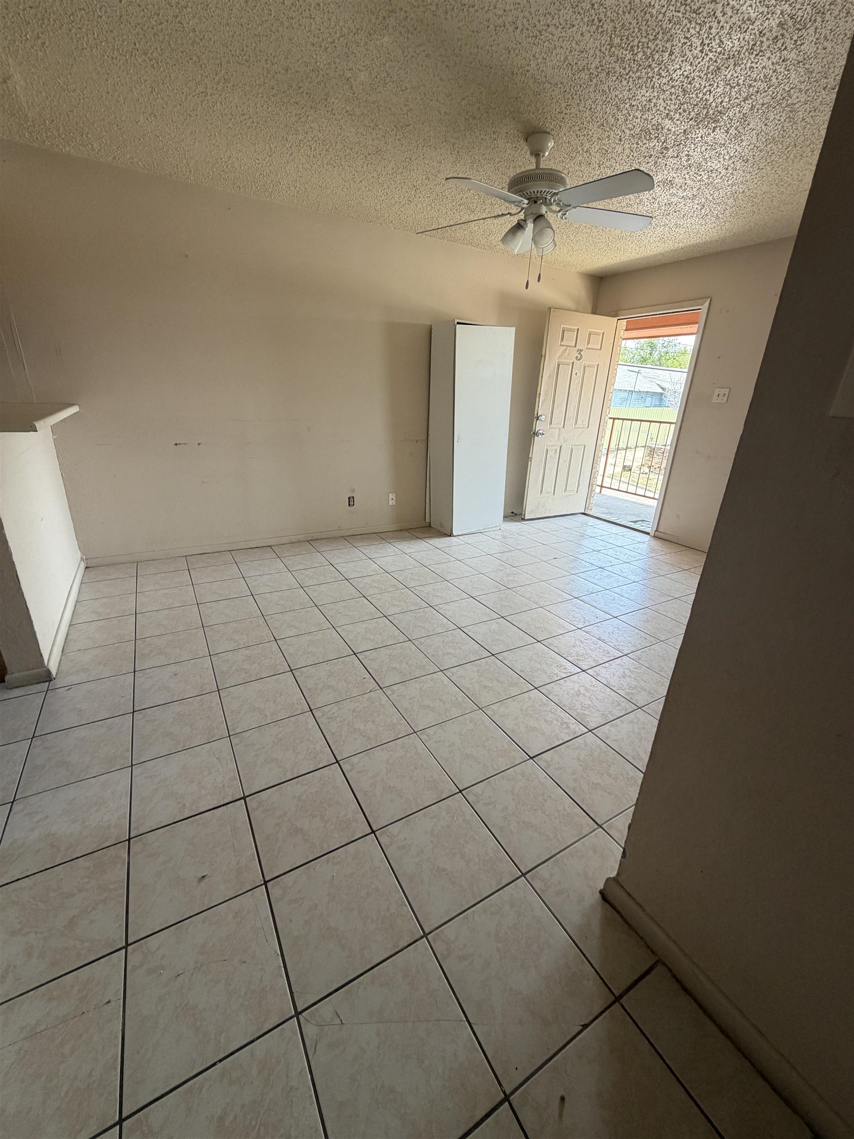 2601 Springfield Ave Property Photo 4