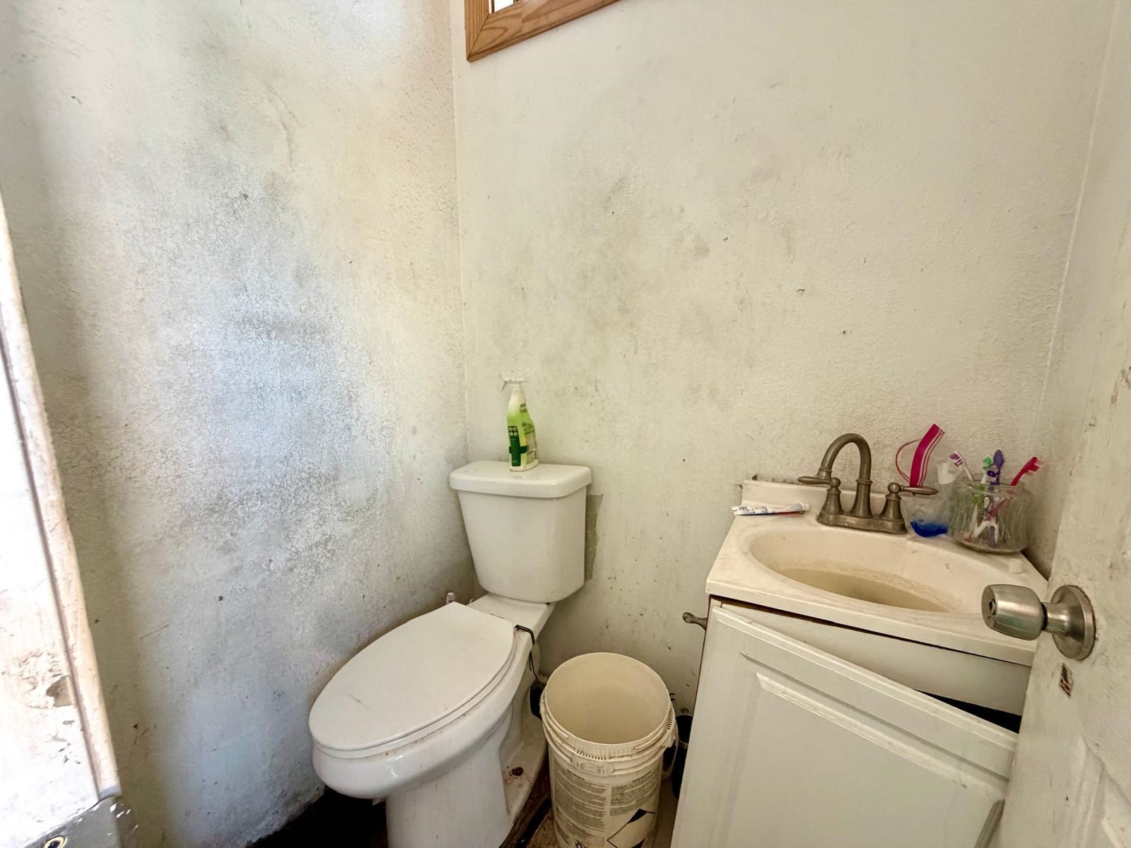 8207 San Lorenzo Dr Property Photo 9
