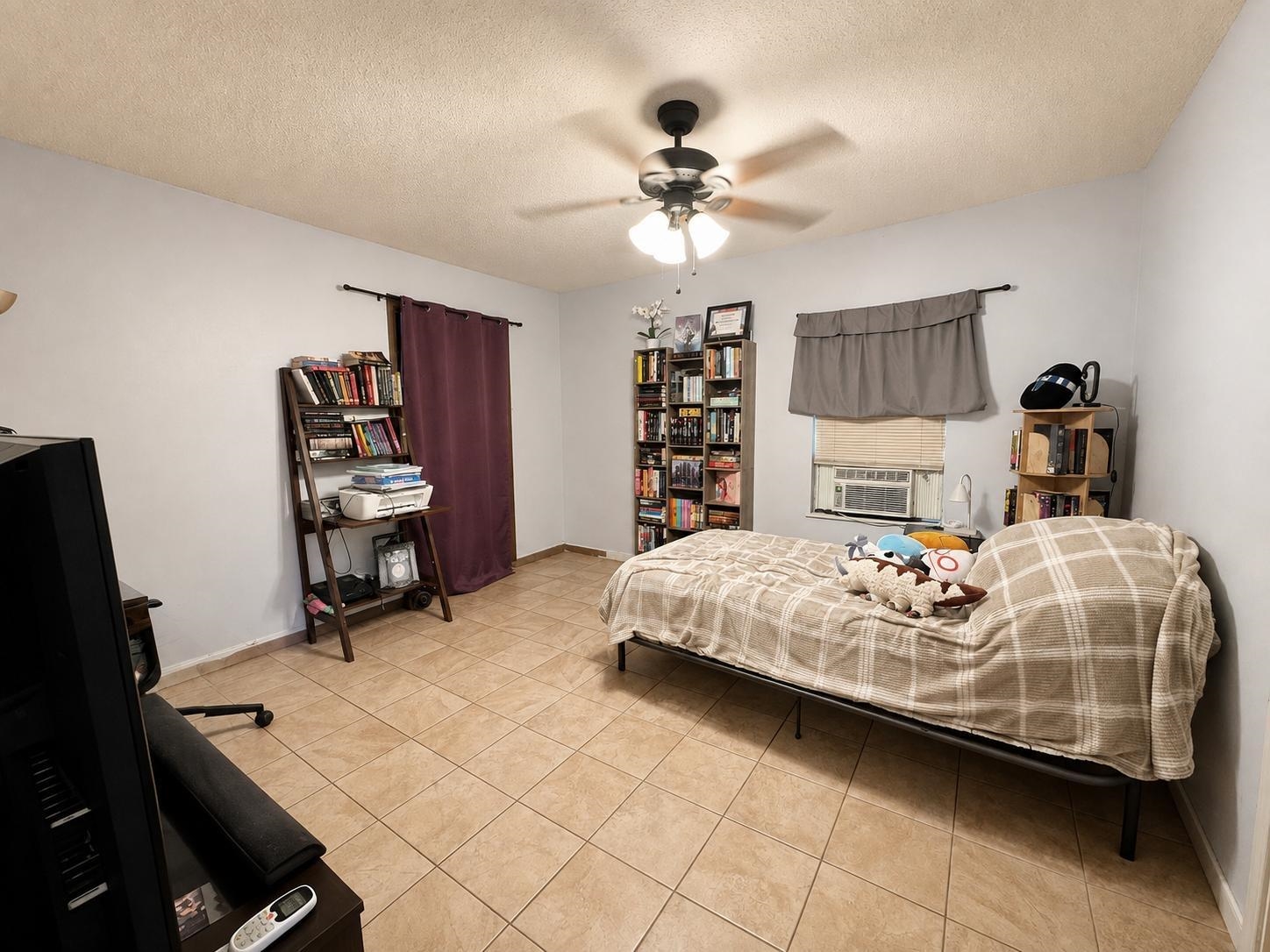 2501 Bismark St Property Photo 4