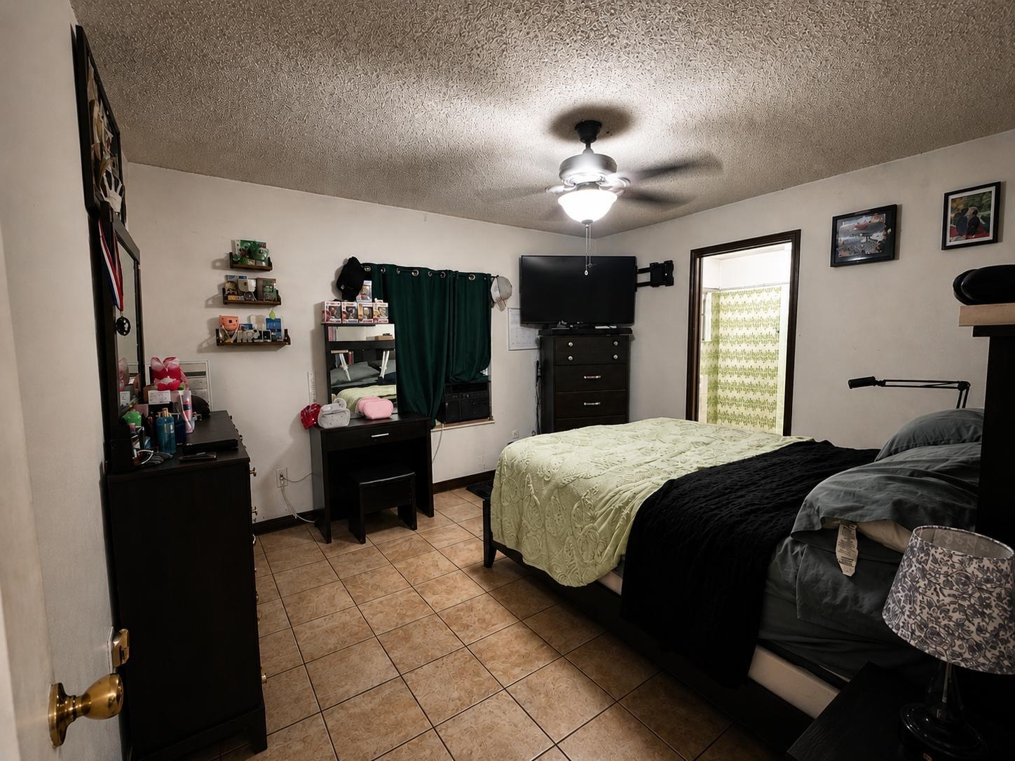 2501 Bismark St Property Photo 6
