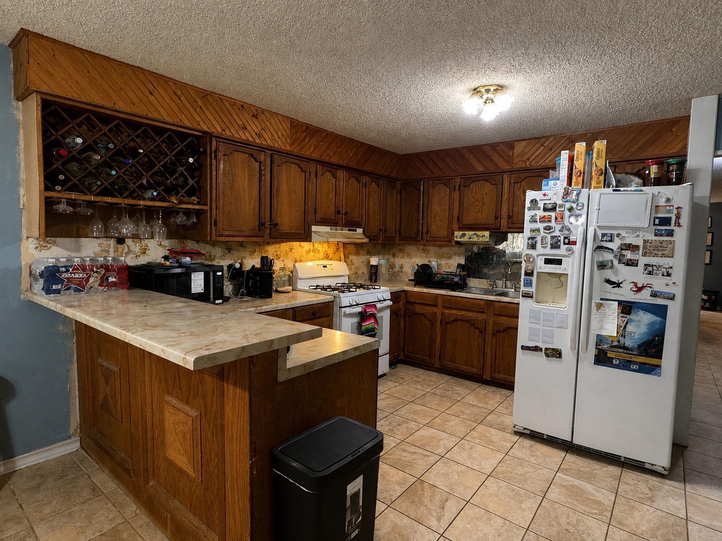 2501 Bismark St Property Photo 7