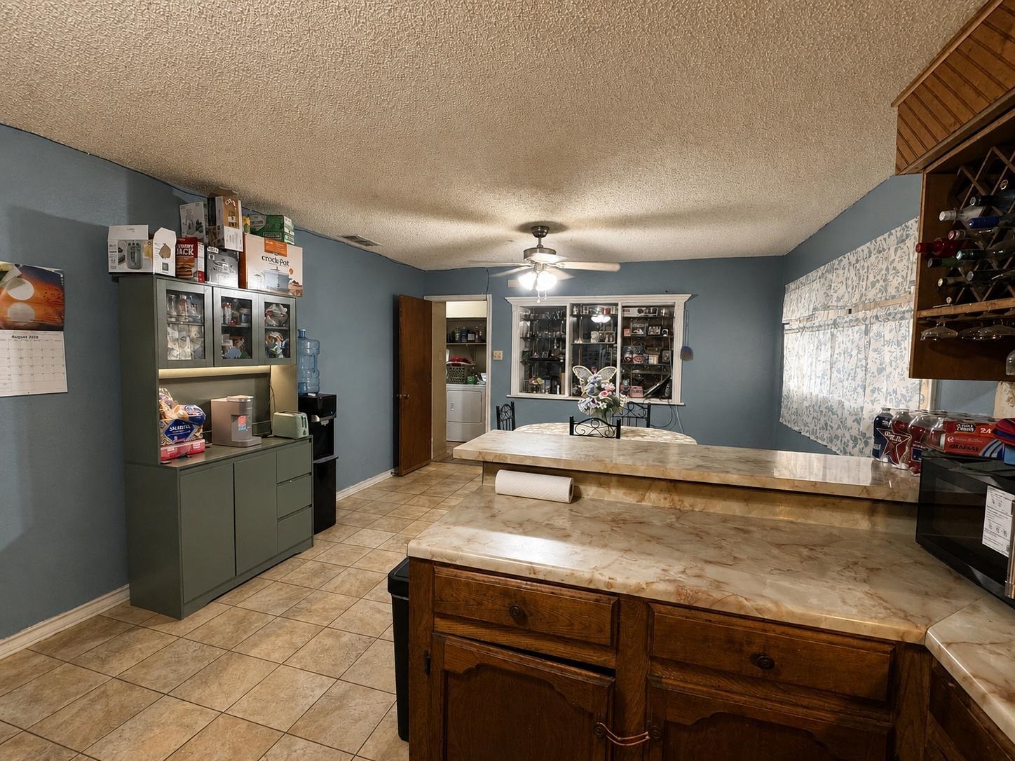2501 Bismark St Property Photo 8