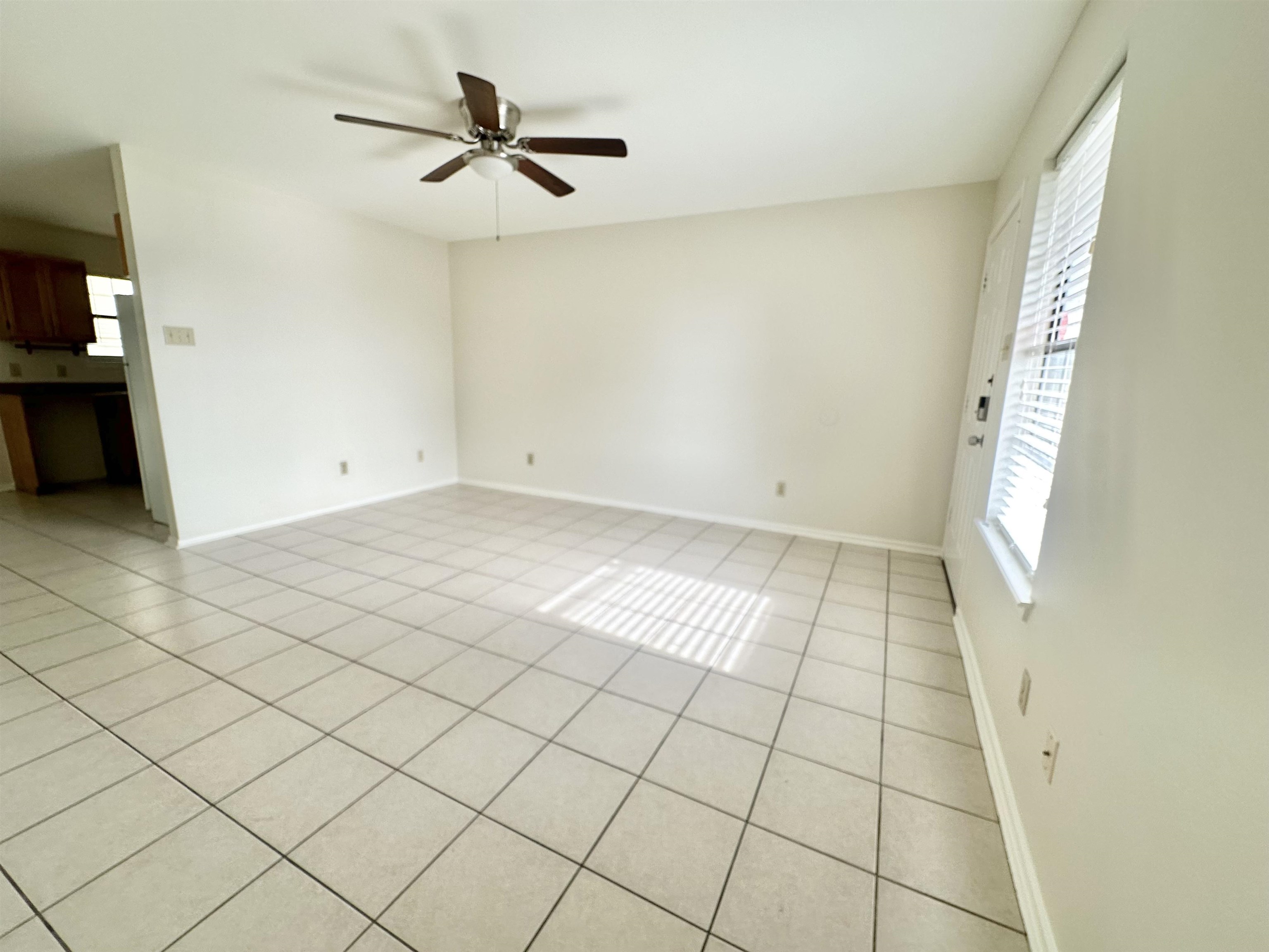 1304 Rosario St 4 Property Photo 5