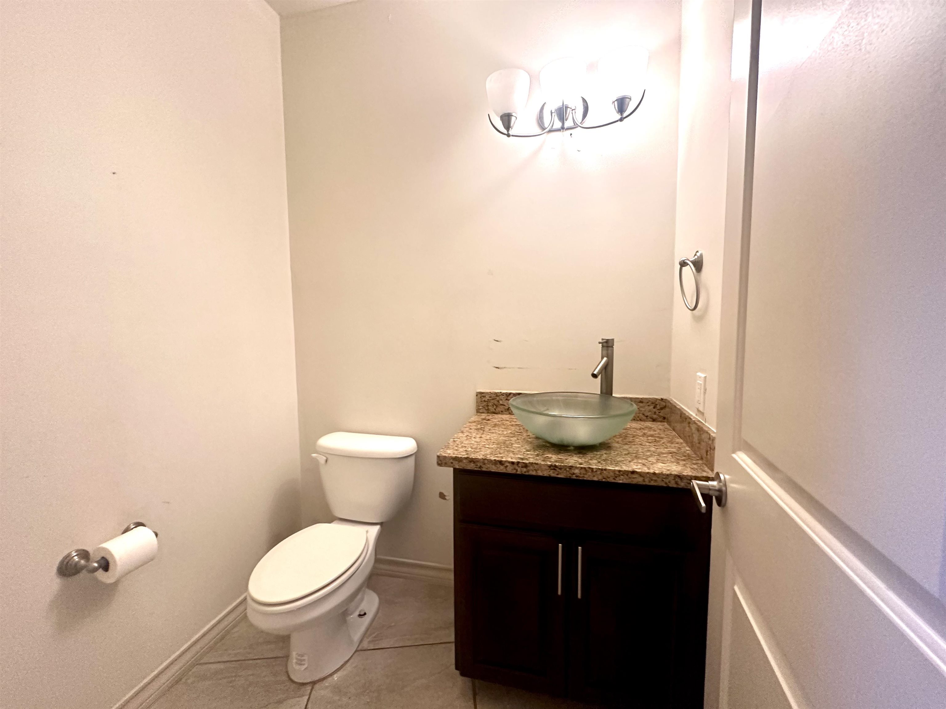 2110 Bermuda Dr 16 Property Photo 13