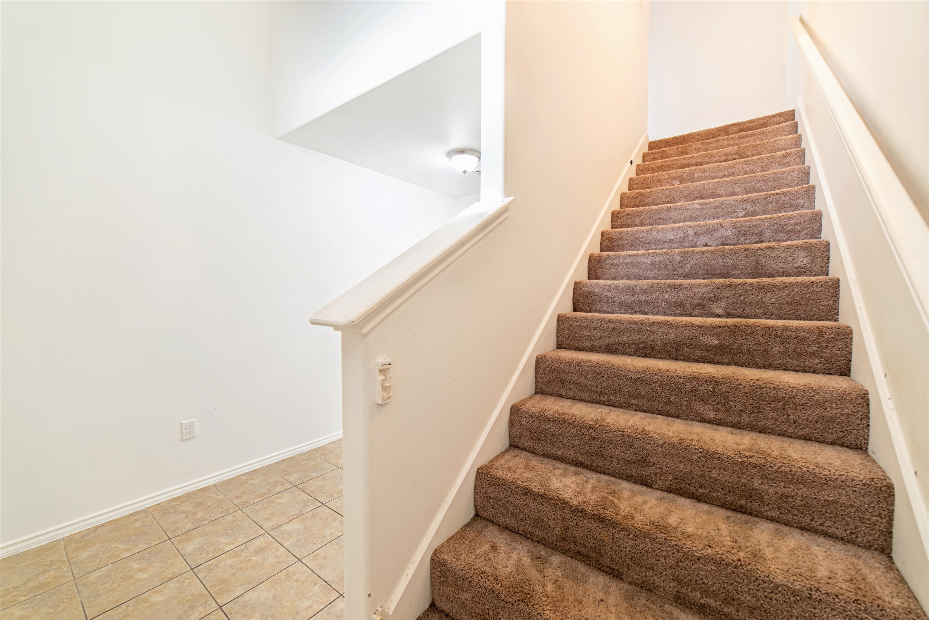 3727 Jose C Santos Dr Property Photo 3