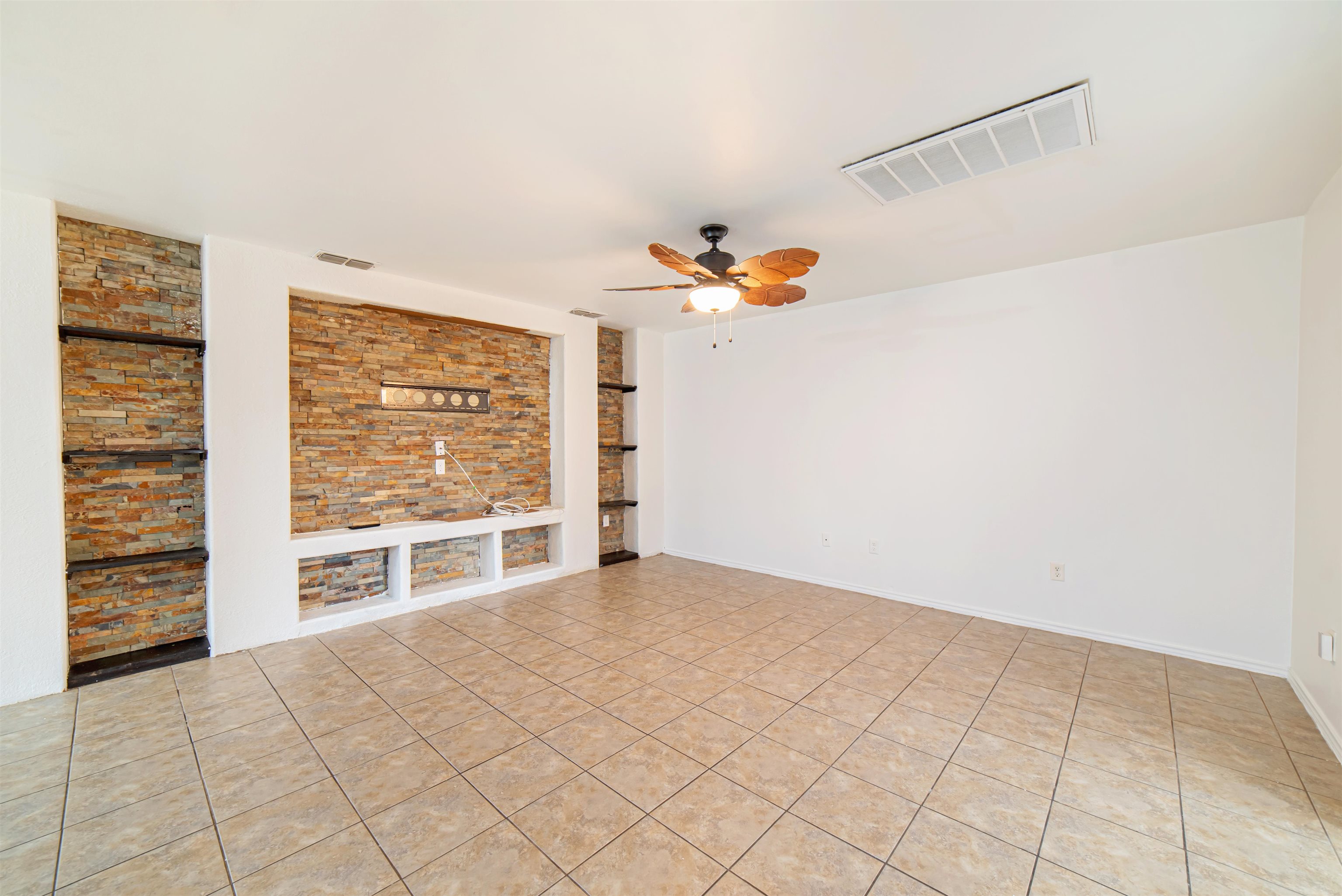 3727 Jose C Santos Dr Property Photo 5