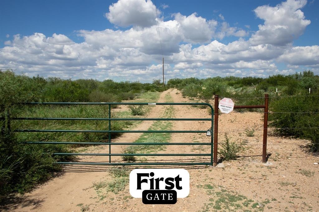 395 Ranch Road 6210f Property Photo 1