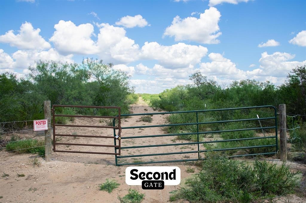 395 Ranch Road 6210f Property Photo 2