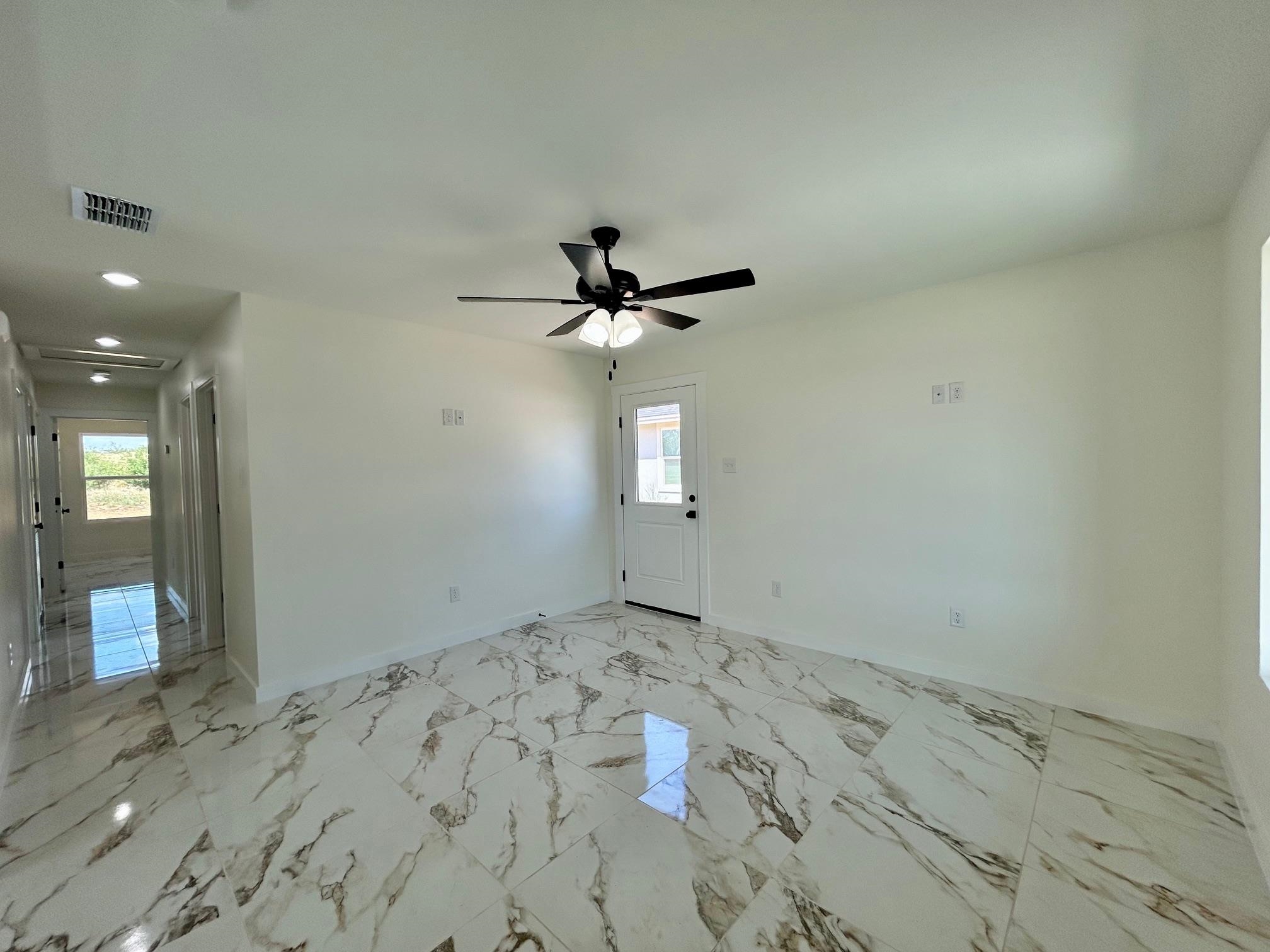 1628 Bilbao Dr. Property Photo 3