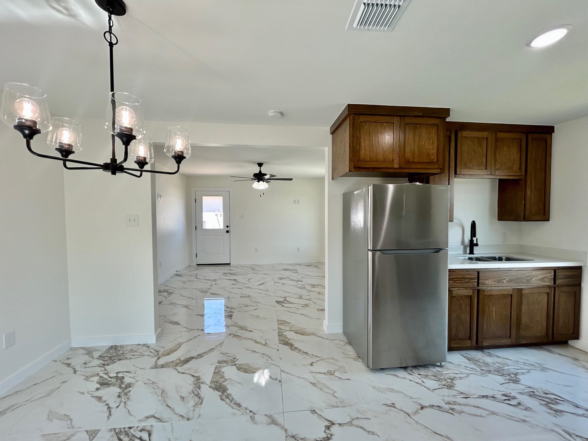 1628 Bilbao Dr. Property Photo 12