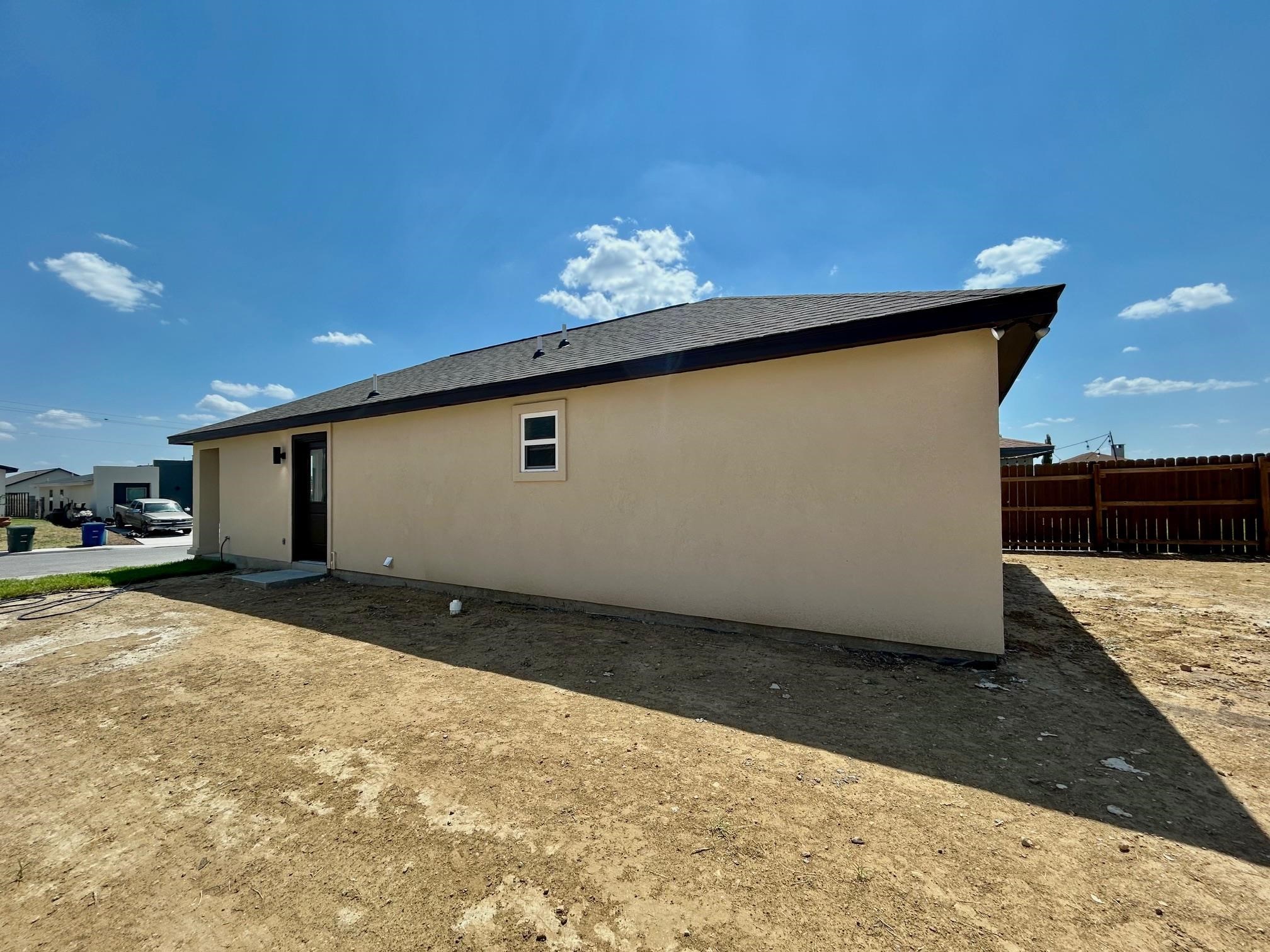 1628 Bilbao Dr. Property Photo 30