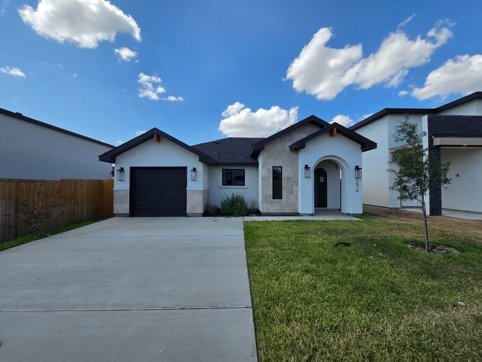 1514 Cincho St. Property Photo 2