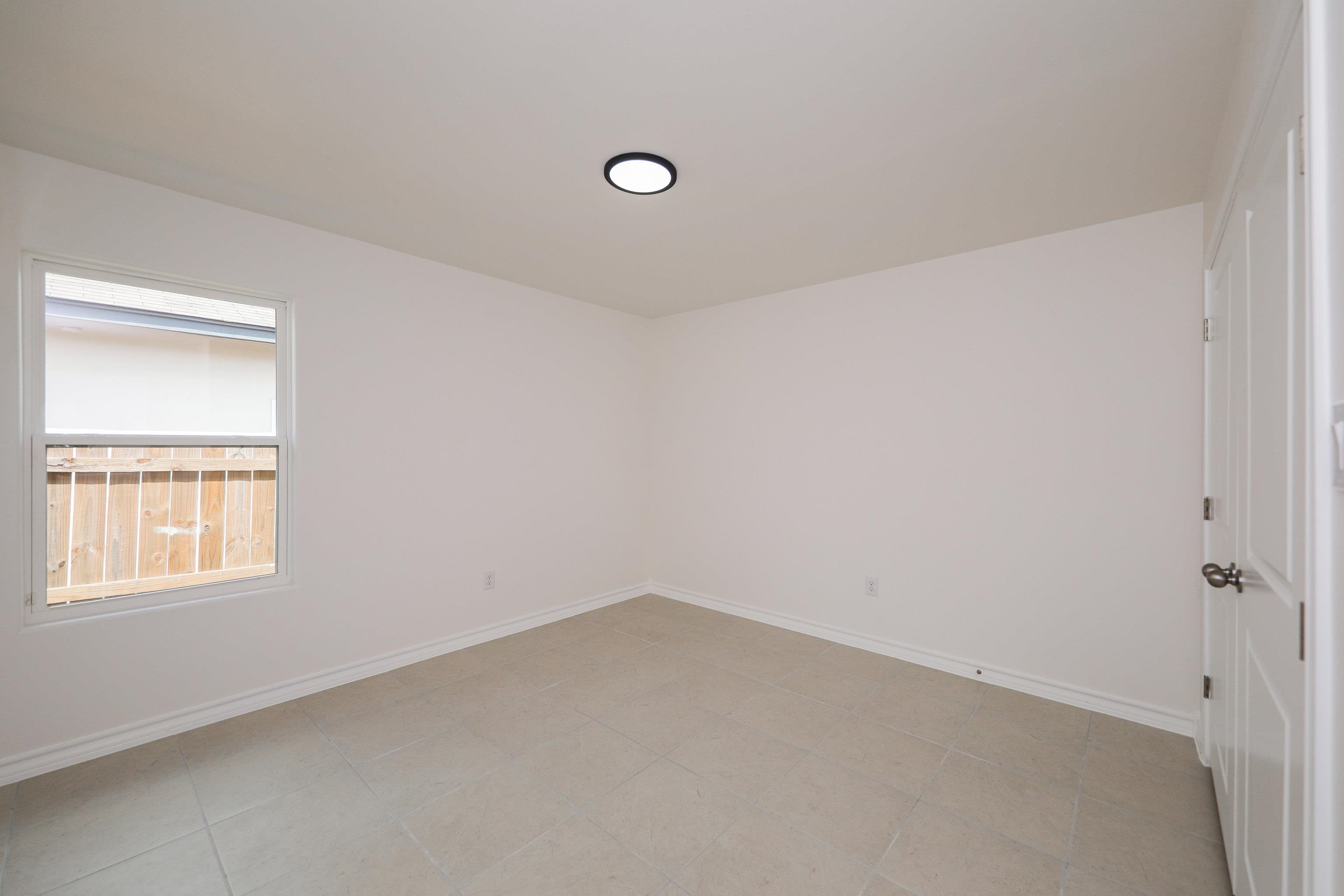 1510 Latigo Loop Property Photo 27