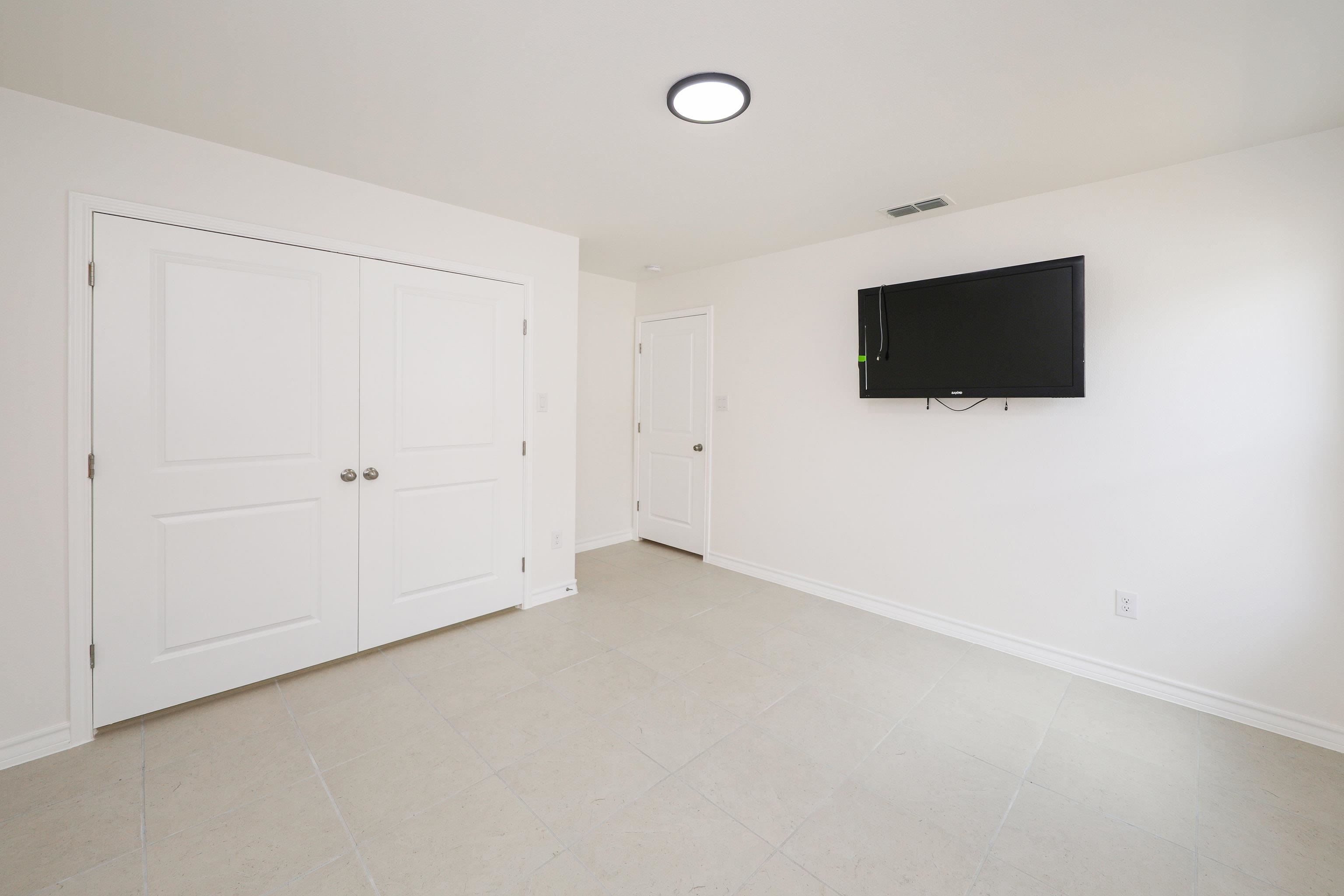 1510 Latigo Loop Property Photo 28
