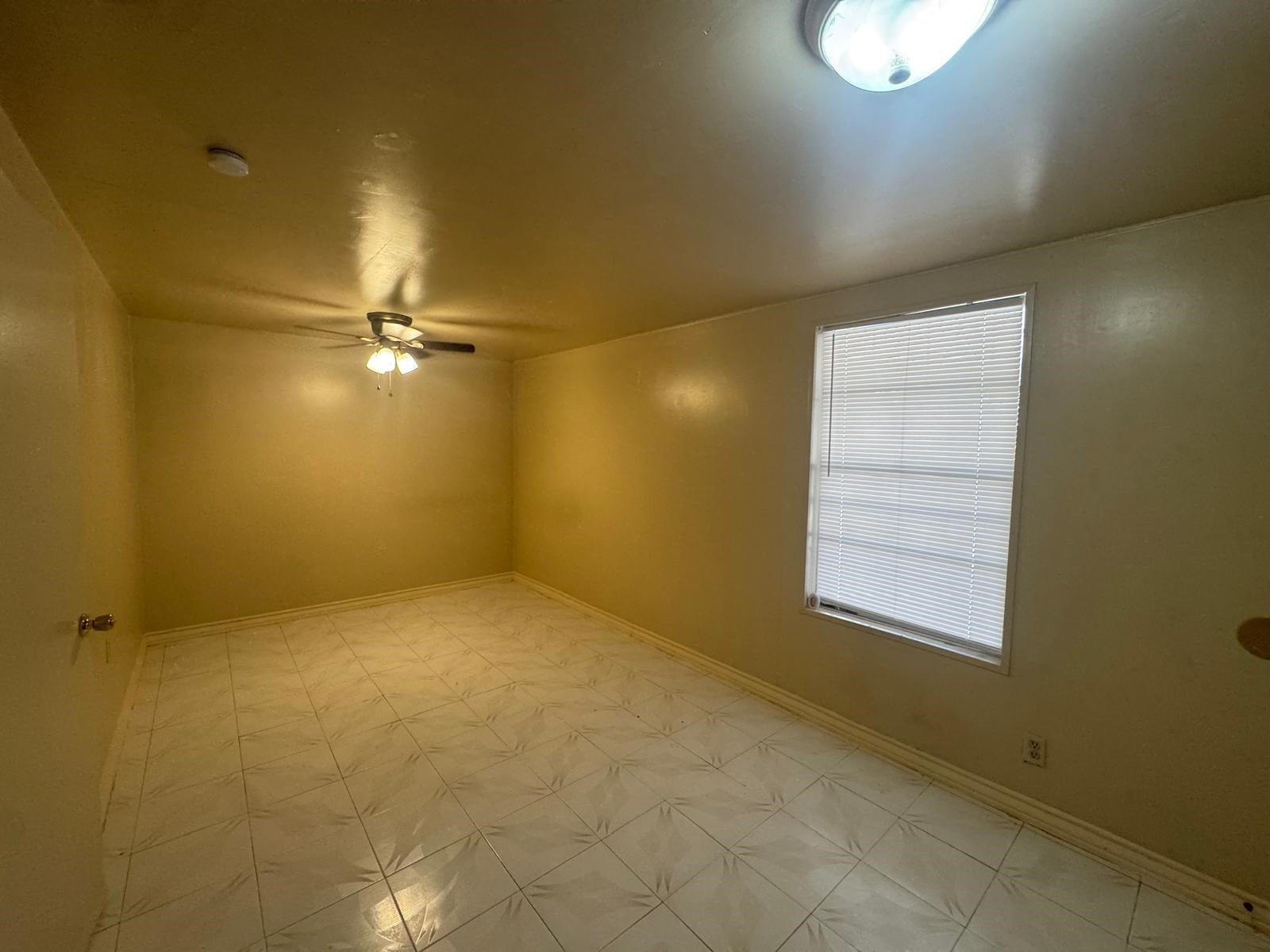 302 Huisache Dr Property Photo 13