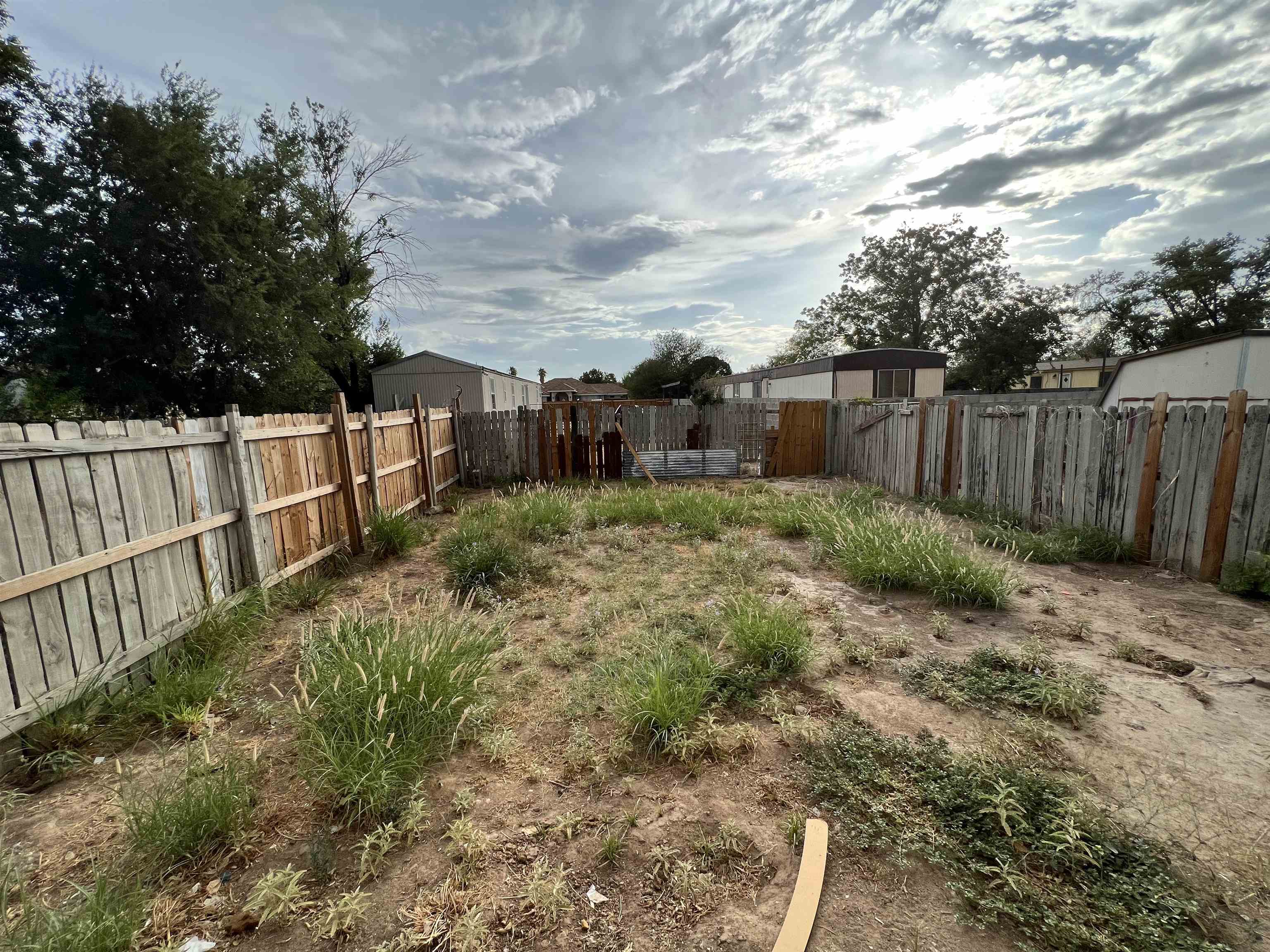 202 Lobo Lp B Property Photo 12