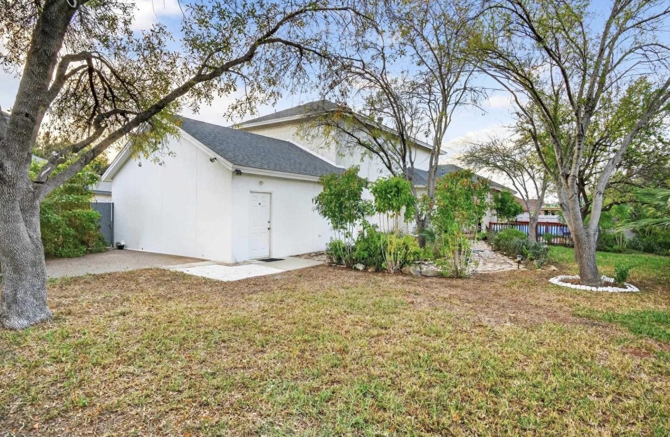 9013 Cliff Dr Property Photo 22