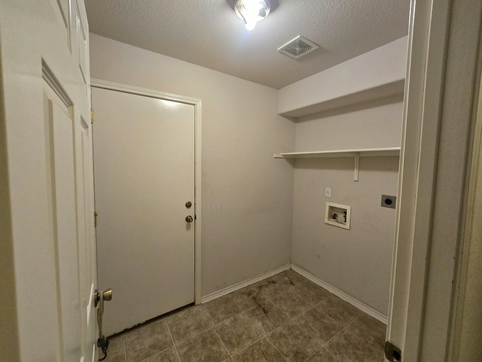 1823 Mustang Island Dr Property Photo 7