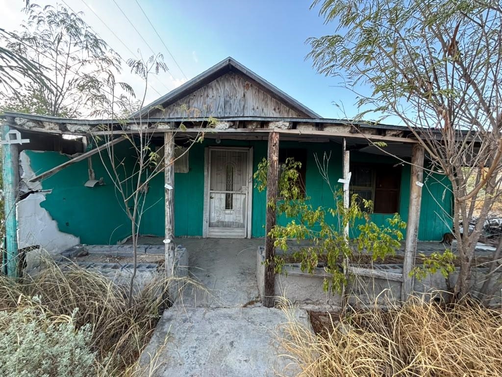 511 Rosales