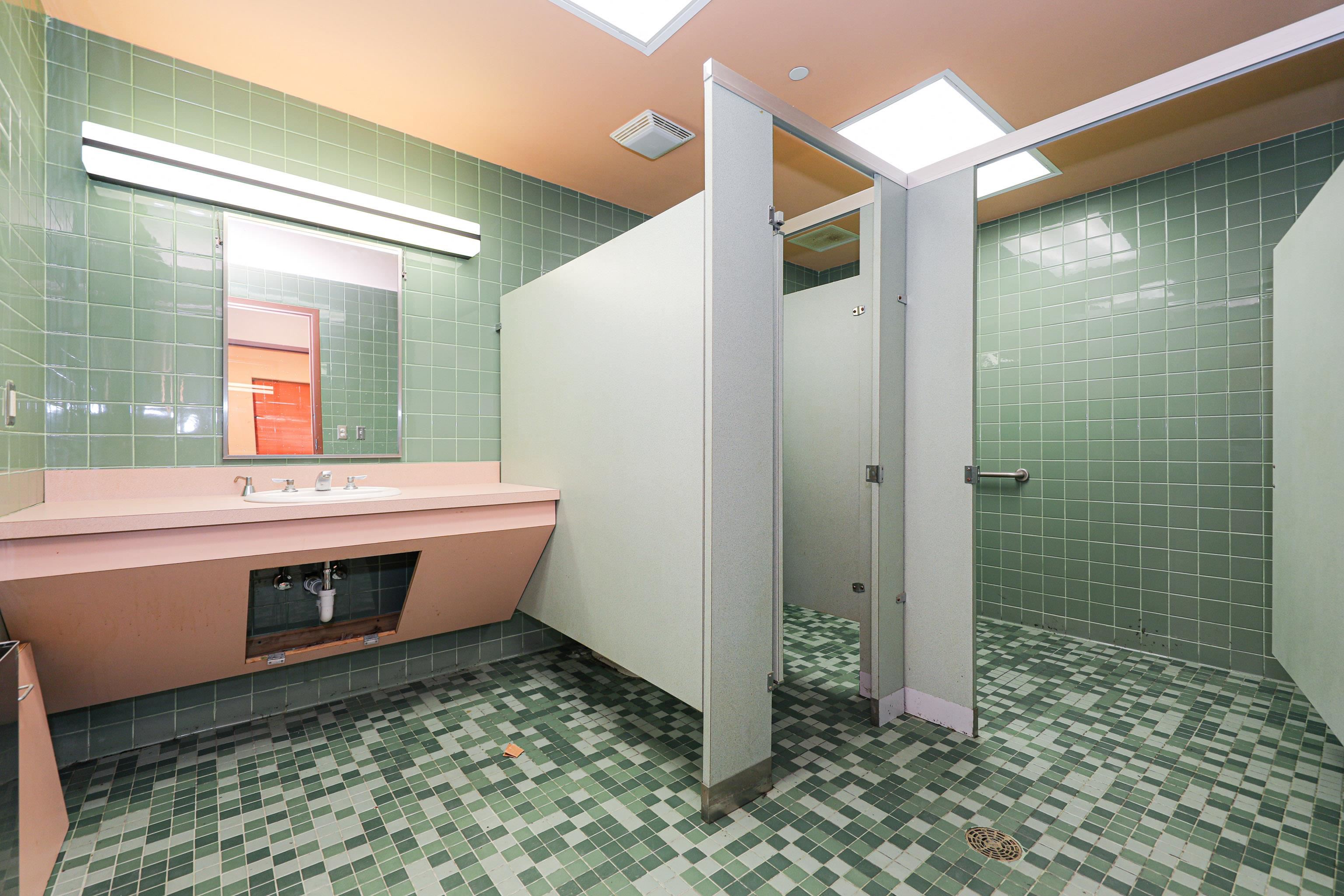 1202 Welby Court Property Photo 7